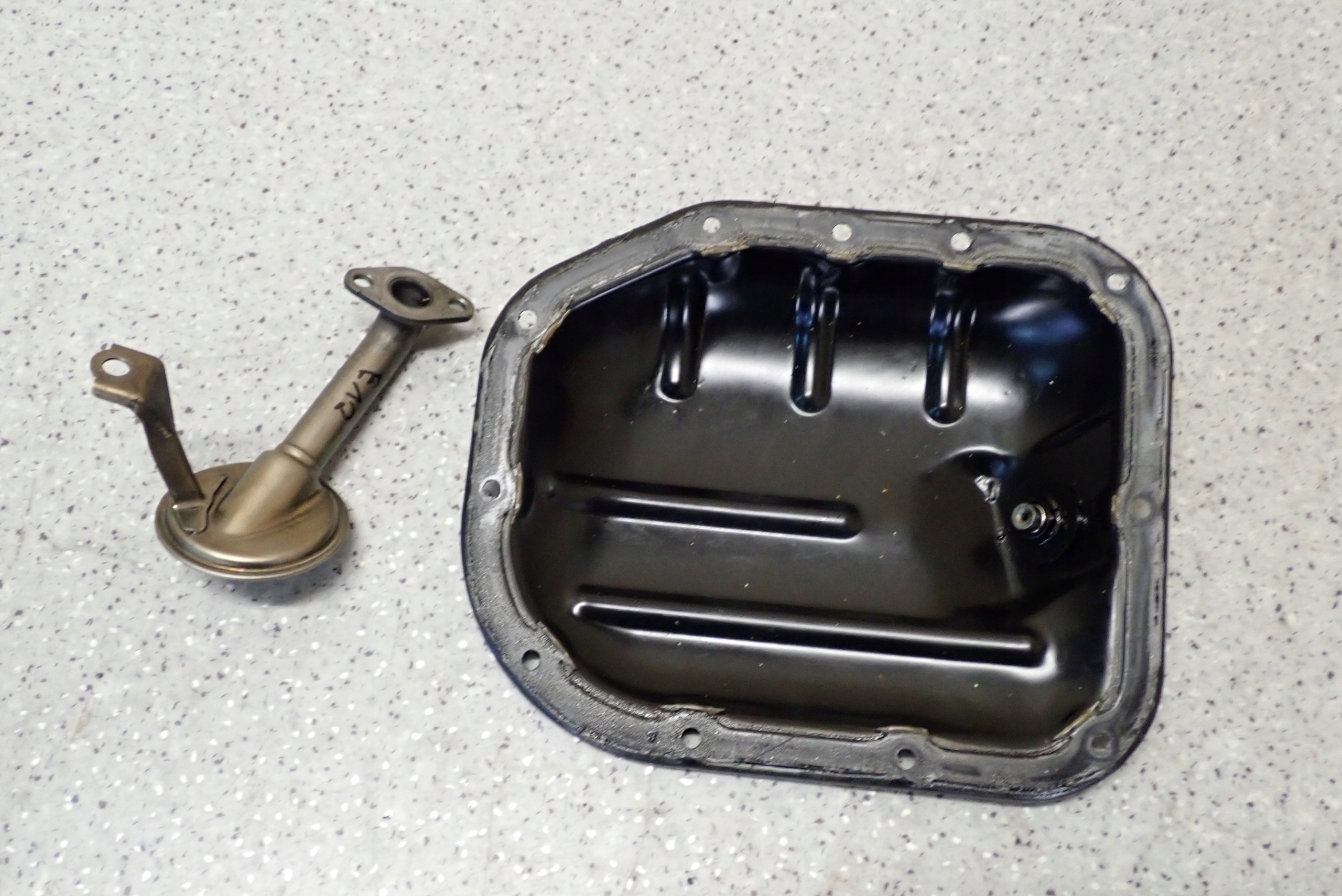 TOYOTA YARIS II COROLLA E12 1.4 D4D MISKA OLEJOWA Producent części Toyota OE