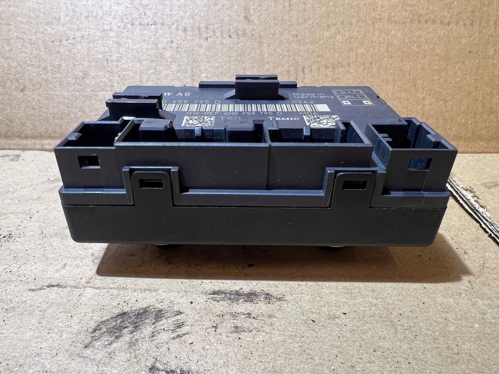 AUDI A8 D4 module control unit door DOCIAG right rear part 4H0959795D