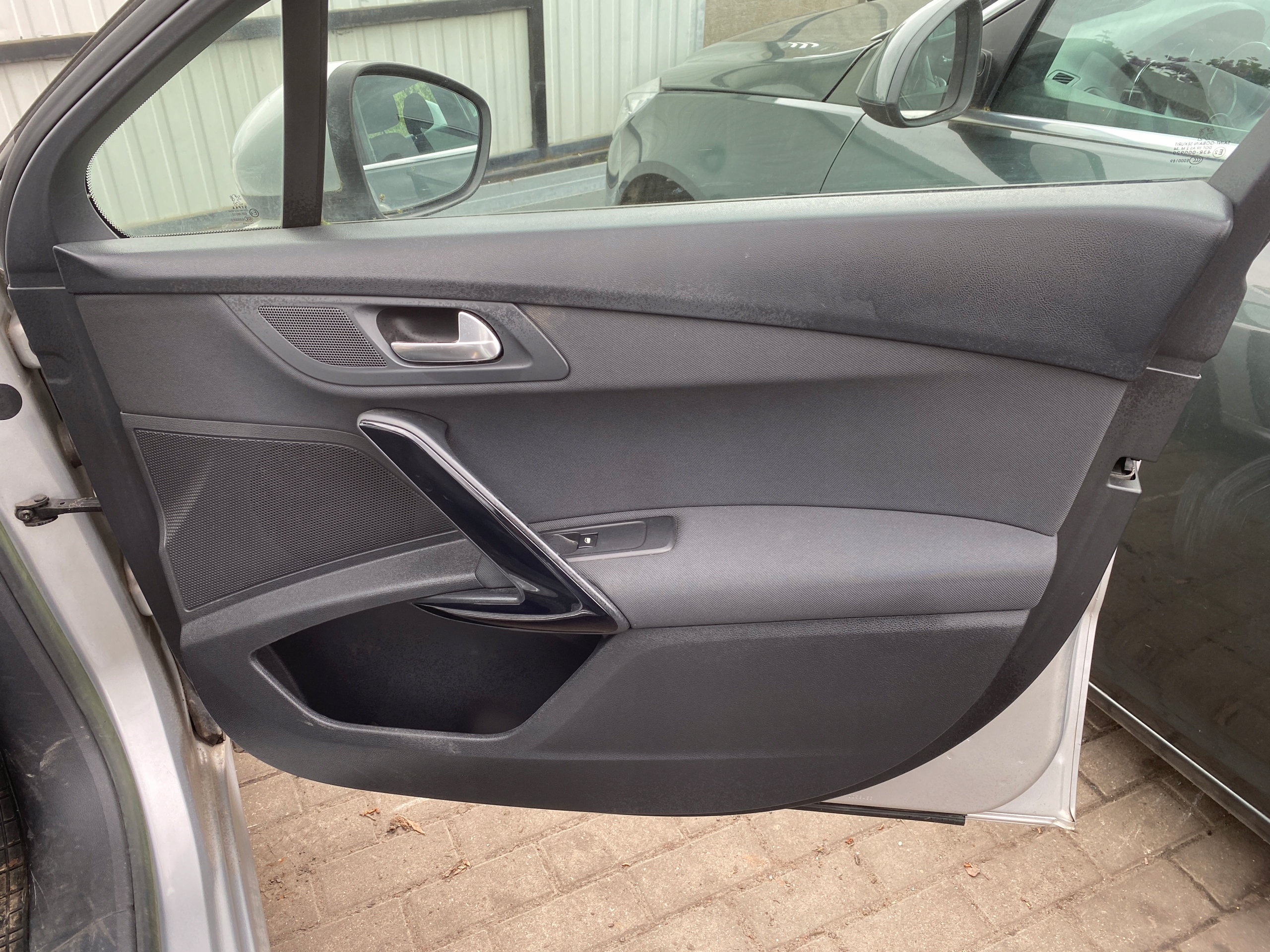 upholstery right side side right front Peugeot 508 and 1 10-18