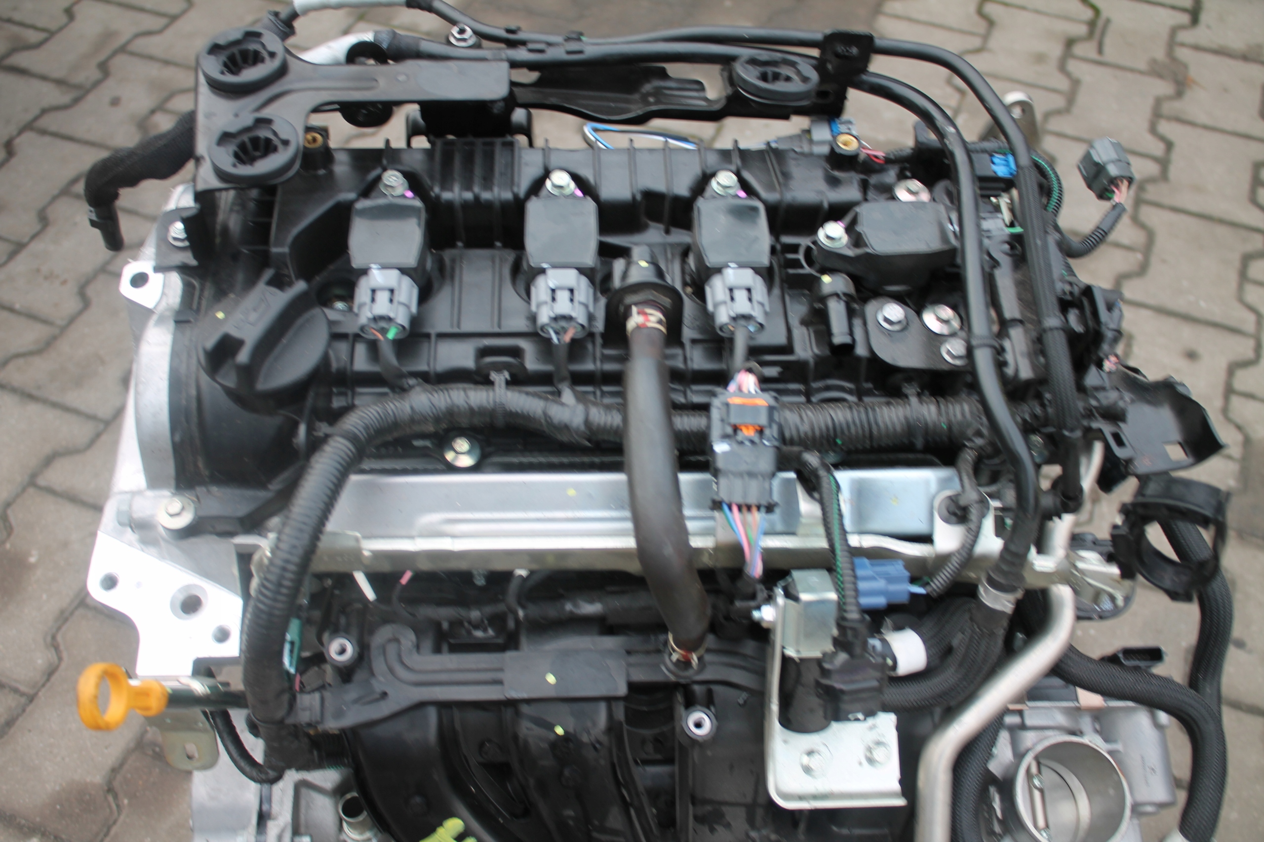engine complete RENAULT H4MC632 8TYS KM
