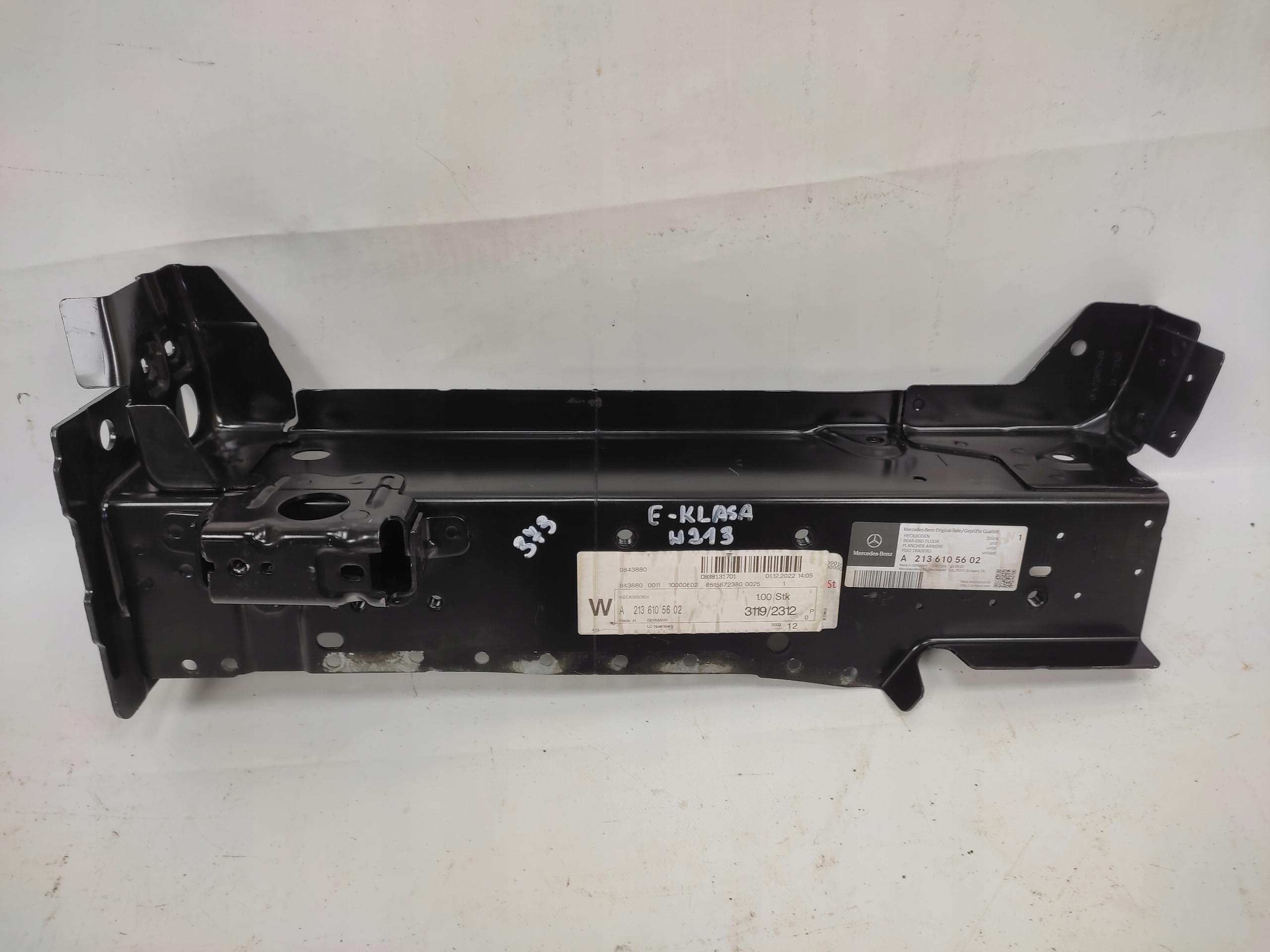 MERCEDES E-KLASA W213 A2136105602