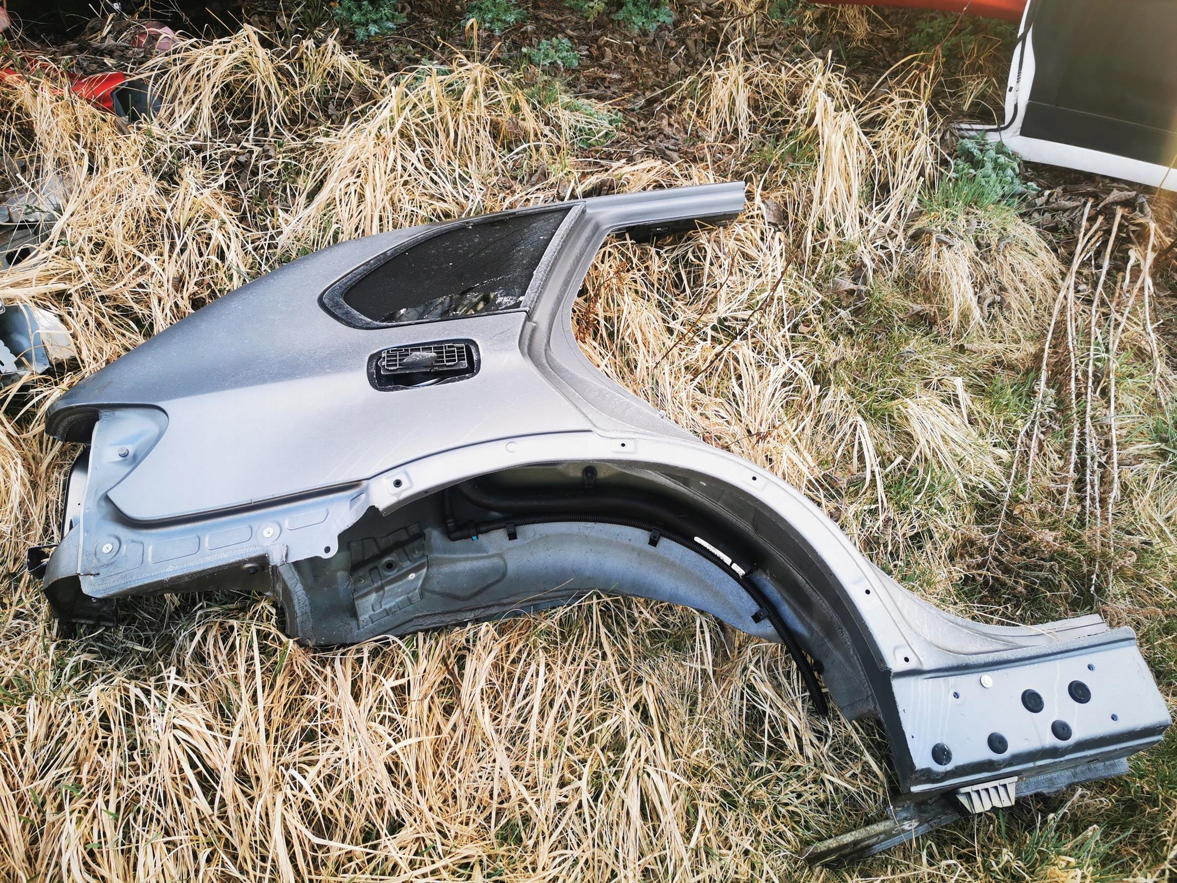quarter fender side right rear part BMW X5 E70 06-13