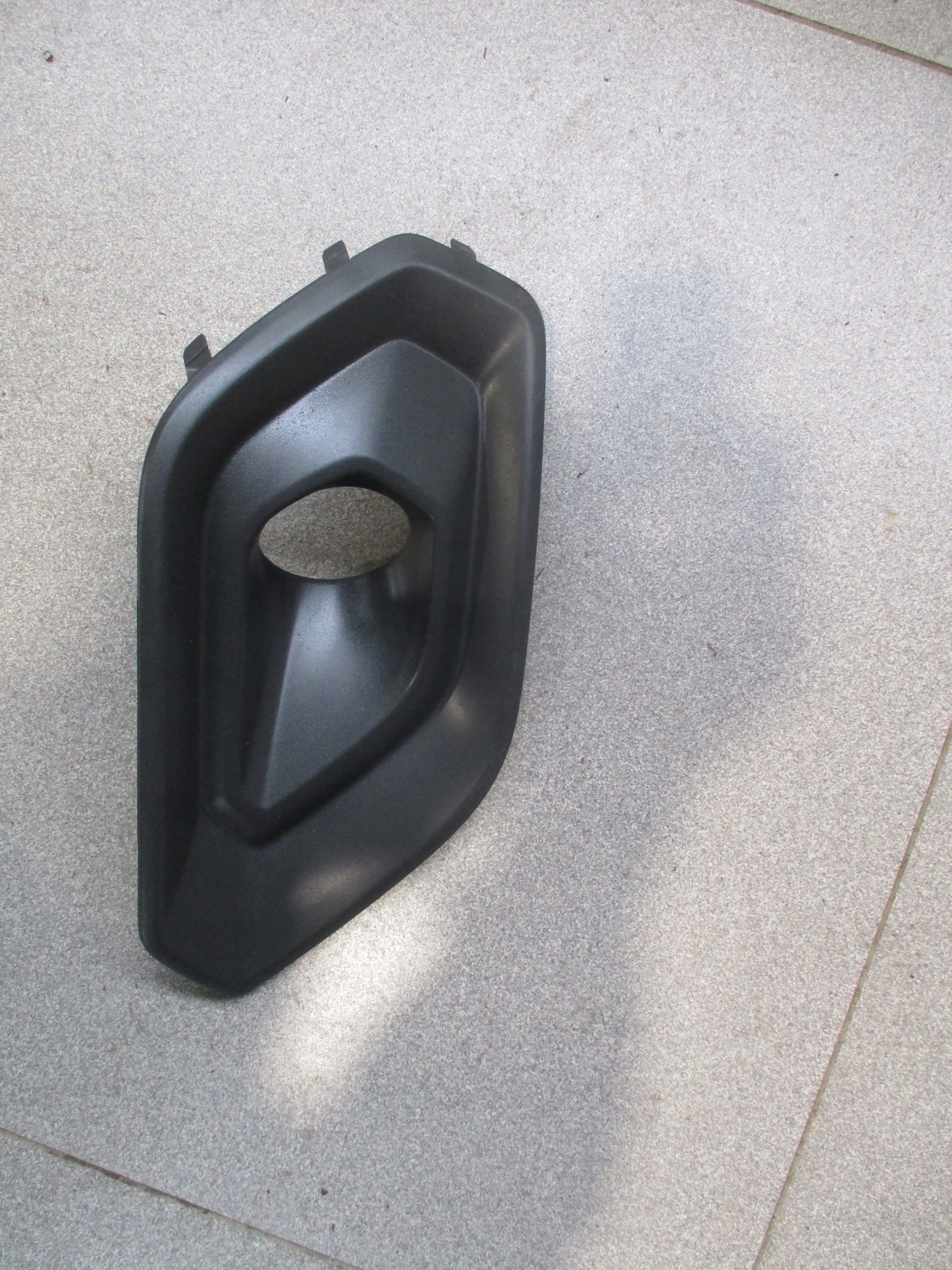 grid of a bumper left front Ford Transit Turneo Courier 18r- JT76-19953-BAW