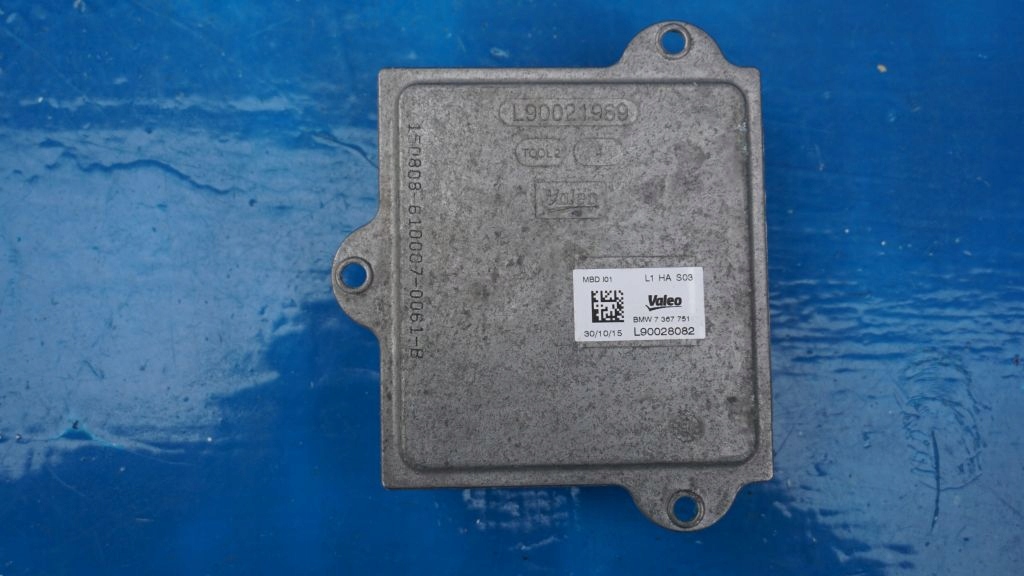 BMW i3 - control unit LED