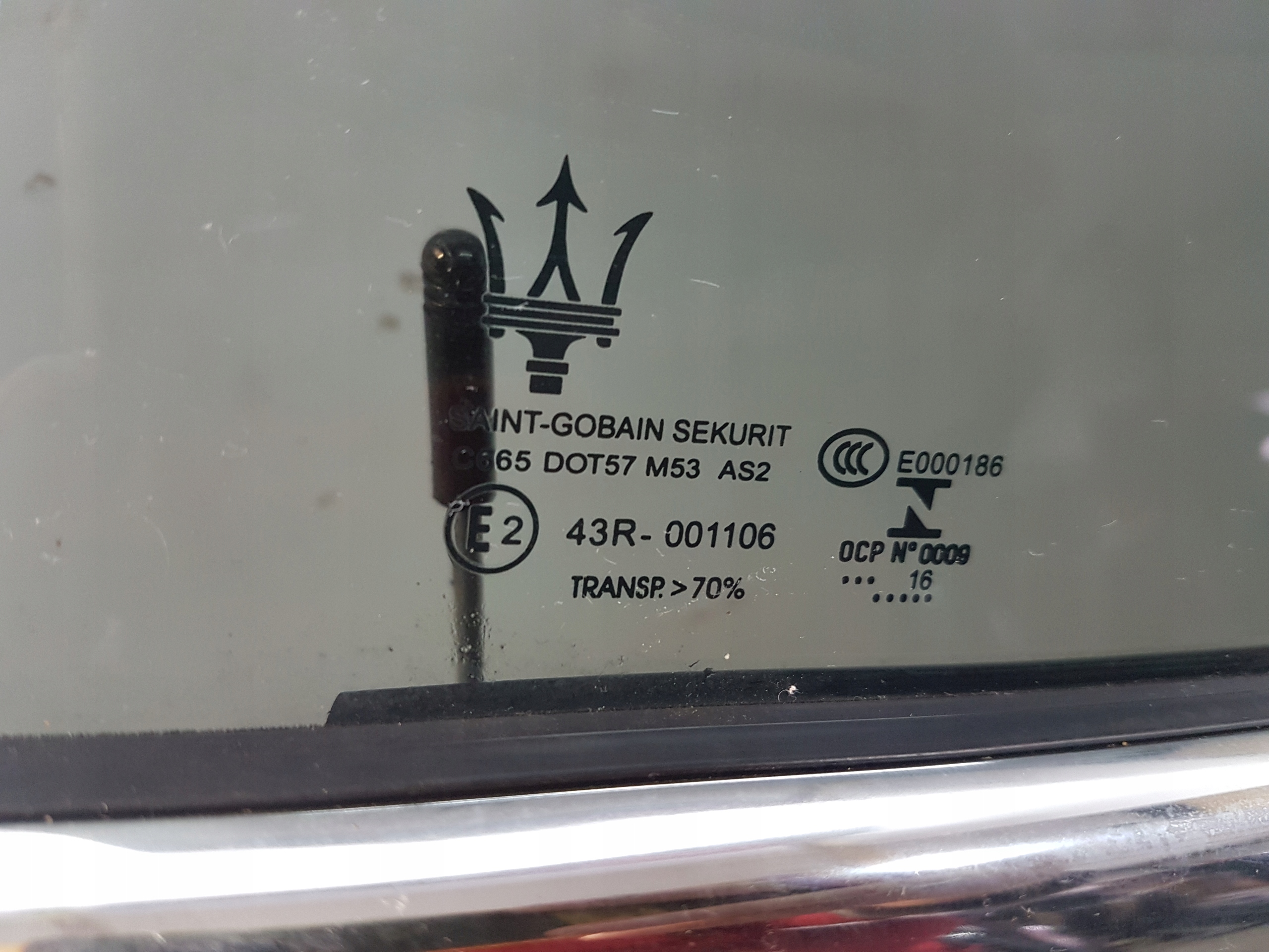 MASERATI LEVANTE Tür rechts heck hinten 815