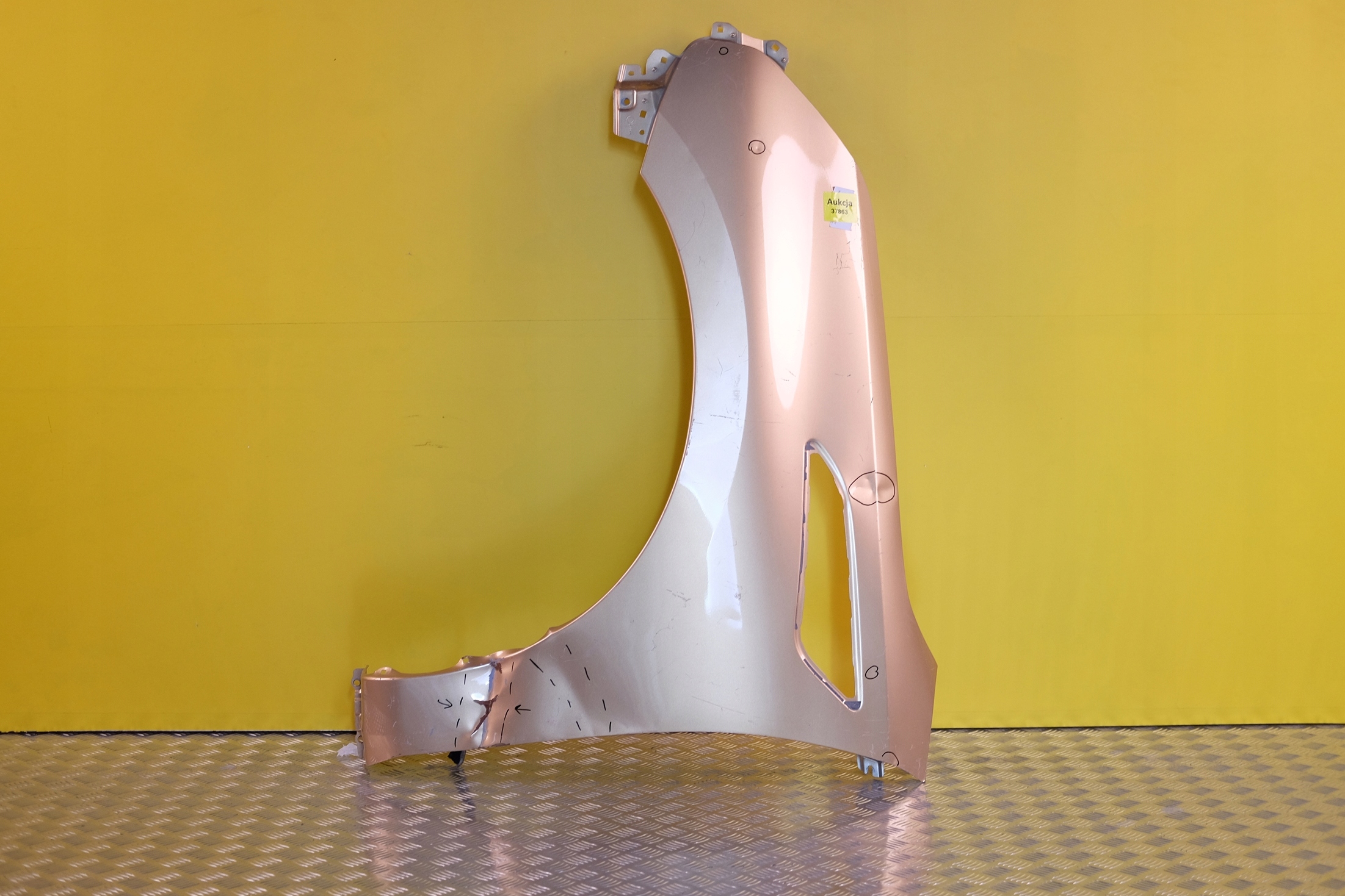 NISSAN PATROL Y62 ARMADA 2021 КРЫЛО ПЕРЕД ЛЕВЫЙ