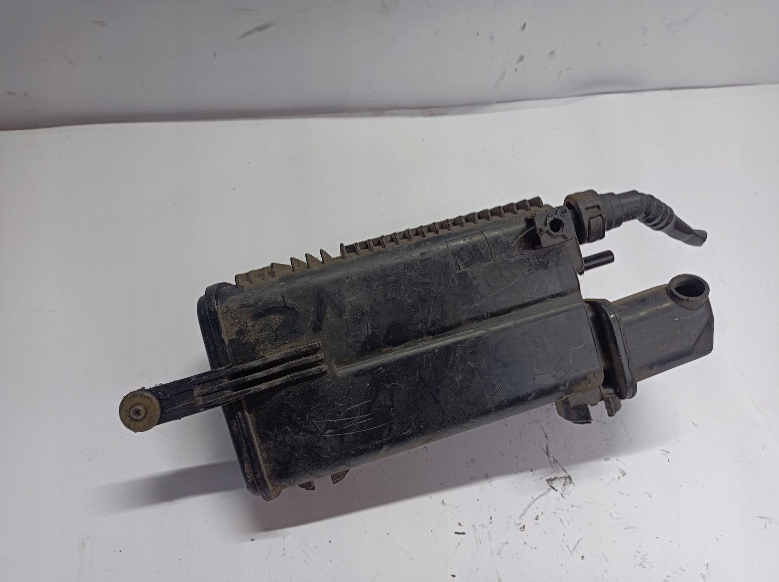 karbonski filter par goriva Citroen Berlingo PSA 9687482680