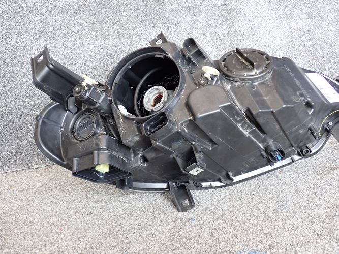 BMW X6 E71 BI XENON reflektor left light left