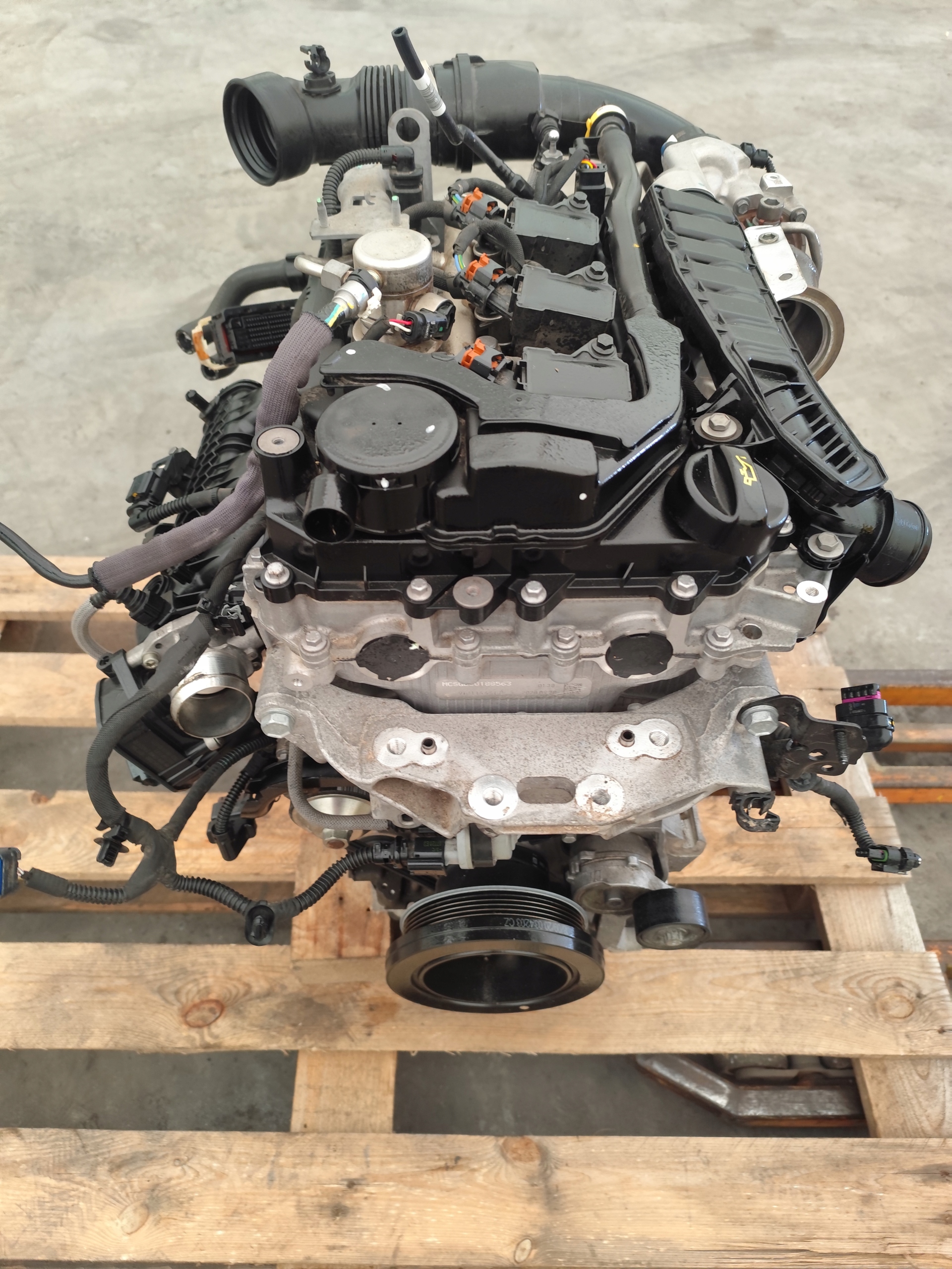 PEUGEOT 2008 II 1.2 THP HN05 engine complete DEMONTAZ
