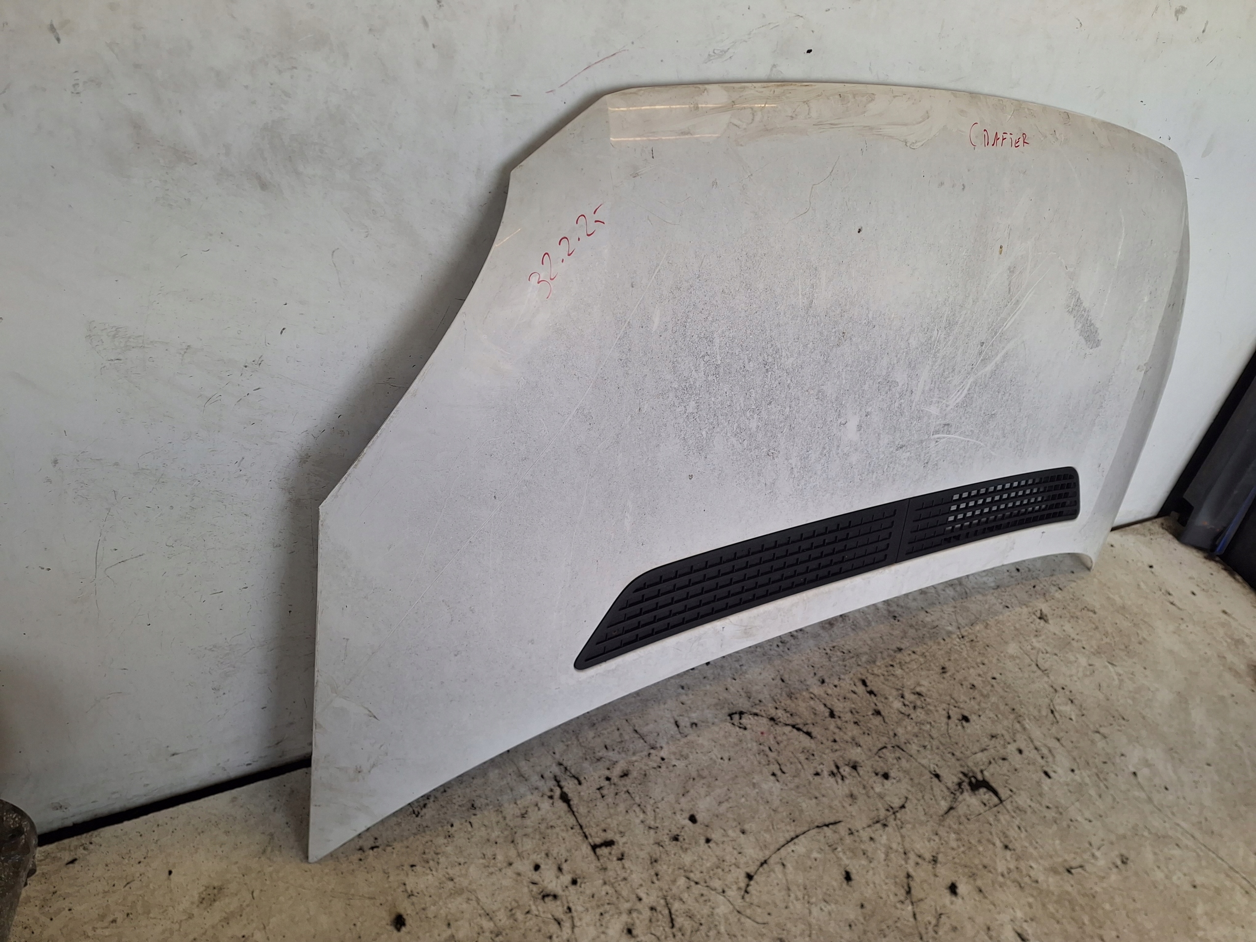 VOLKSWAGEN CRAFTER 11-15 Capot