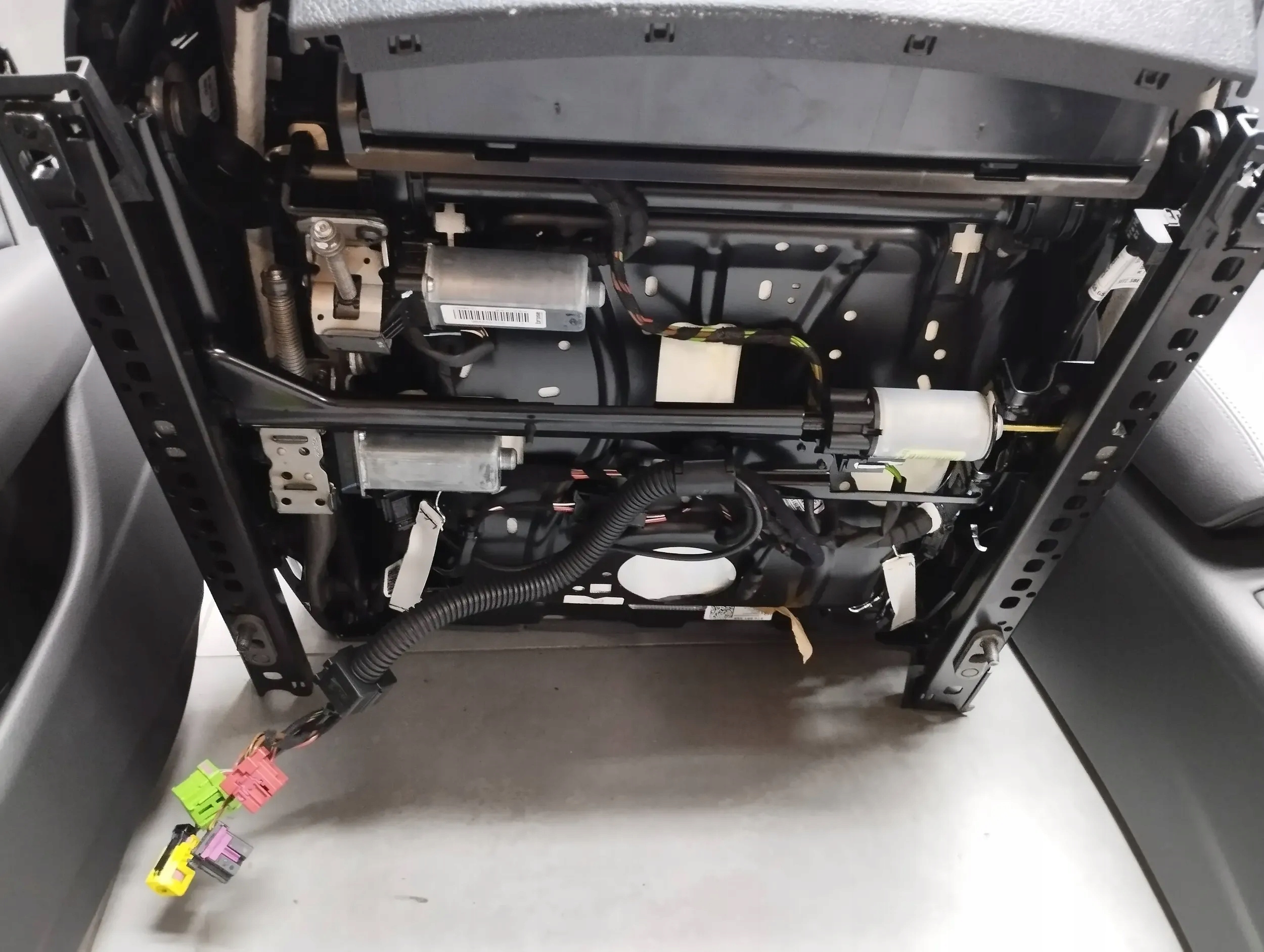 Audi A6 C7 4G sedan seats side leather without AIRBAGOW