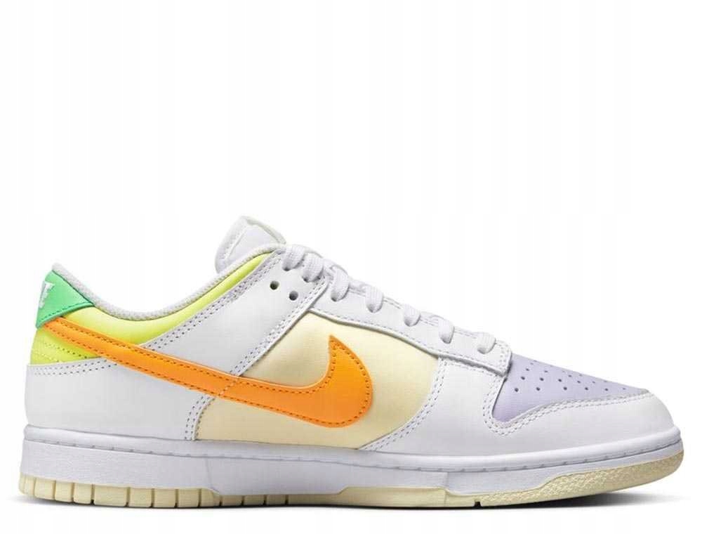 Boty Nike Wmns Dunk Low FJ4742-100 vel. 36,5