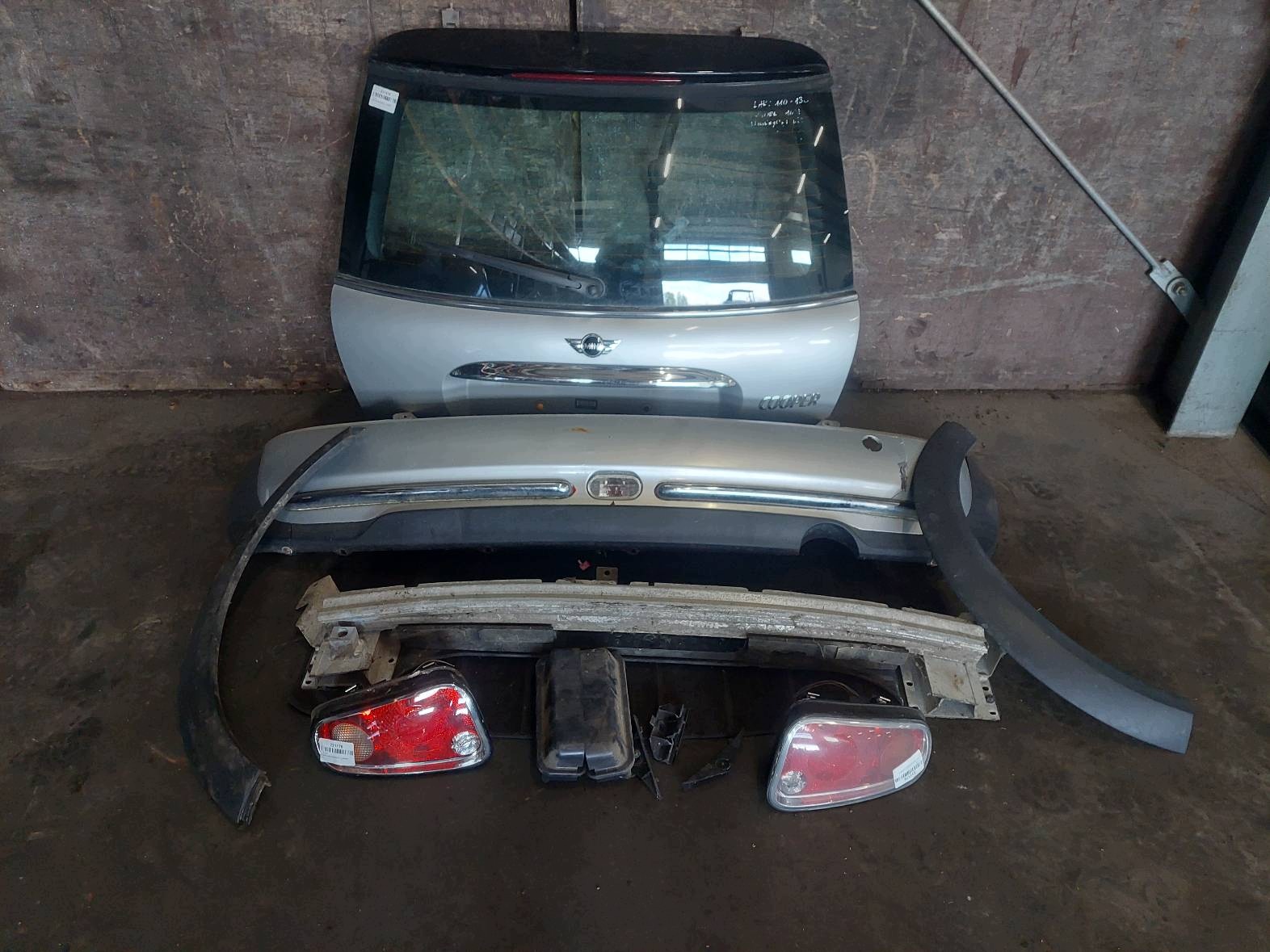 trunk door boot + lights MINI COOPER R50 900/7 PURE SILVER