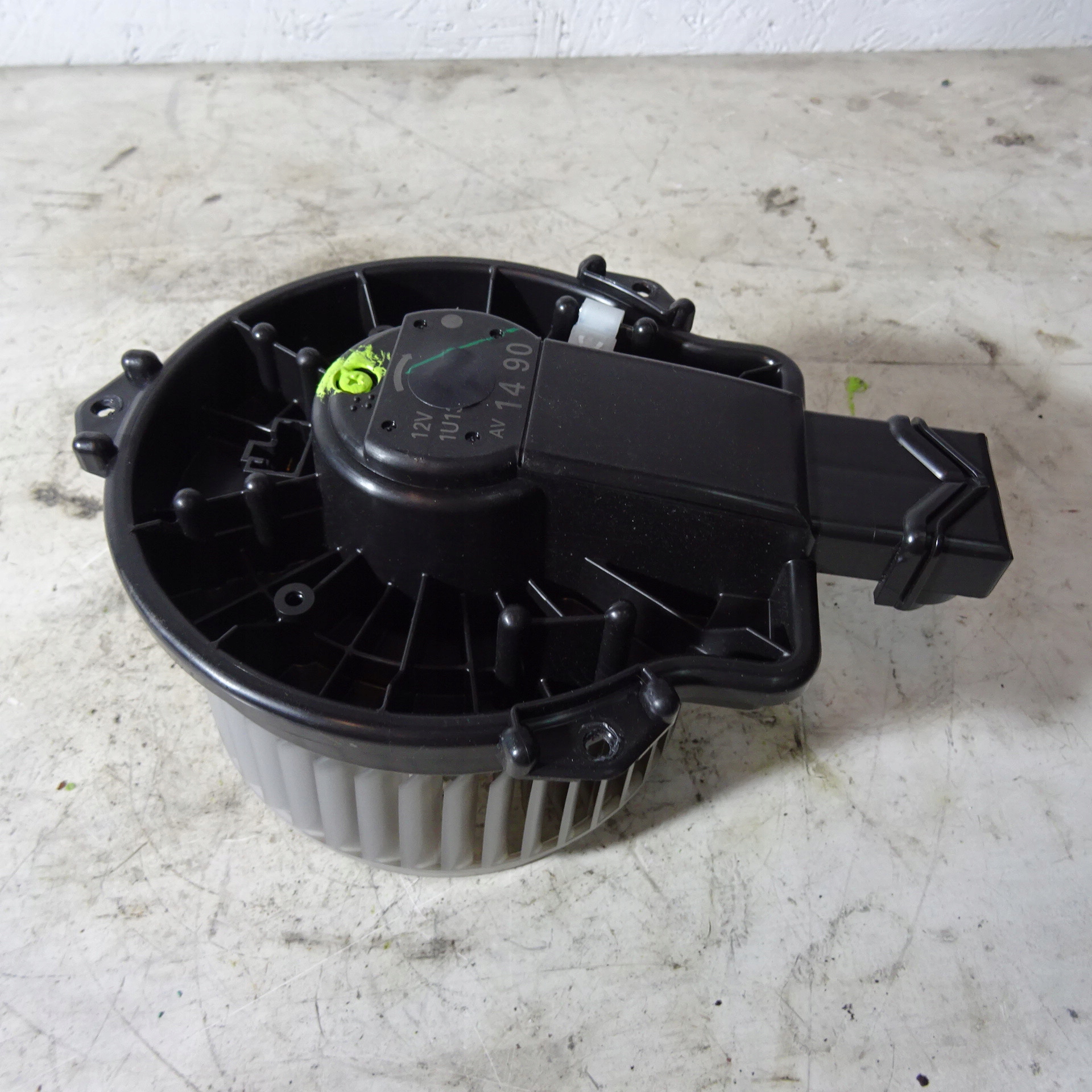 SUZUKI SX4 S CROSS 17R heating air