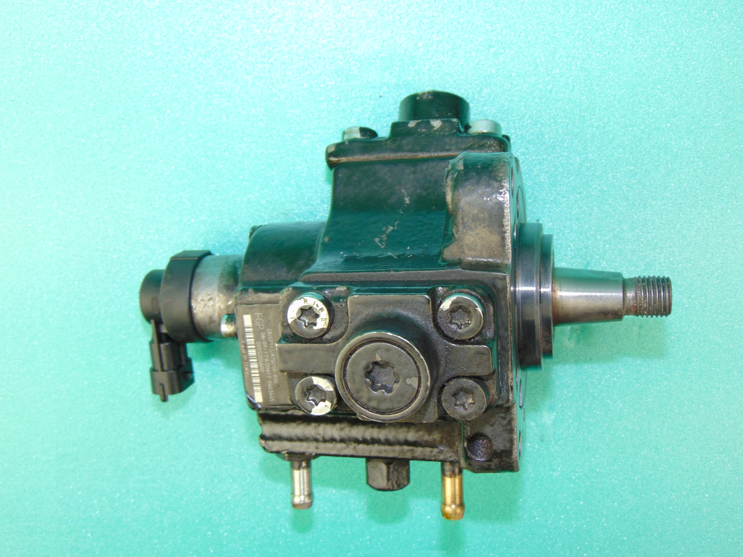 Einspritzpumpe OPEL Zafira B 1,9 CDTI 0445010128