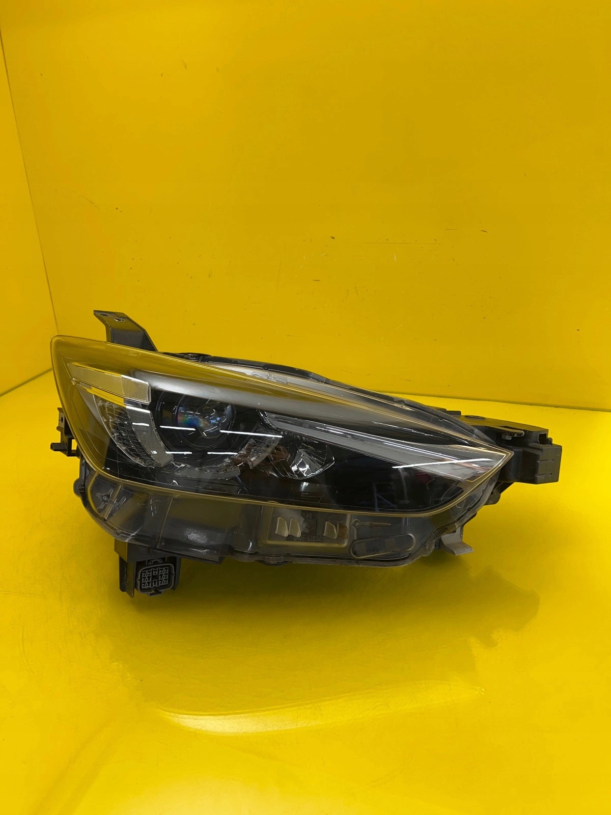 light front right Mazda CX3 Full Led