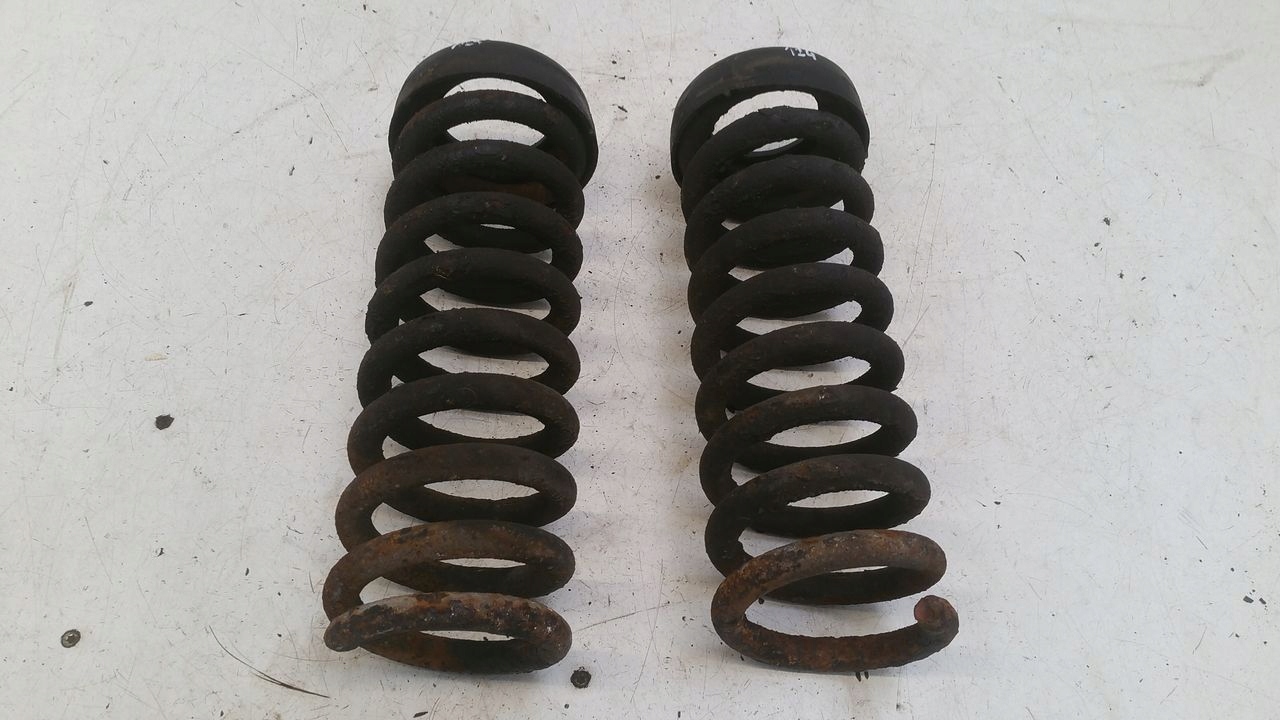 spring front front Mercedes W124 2,2