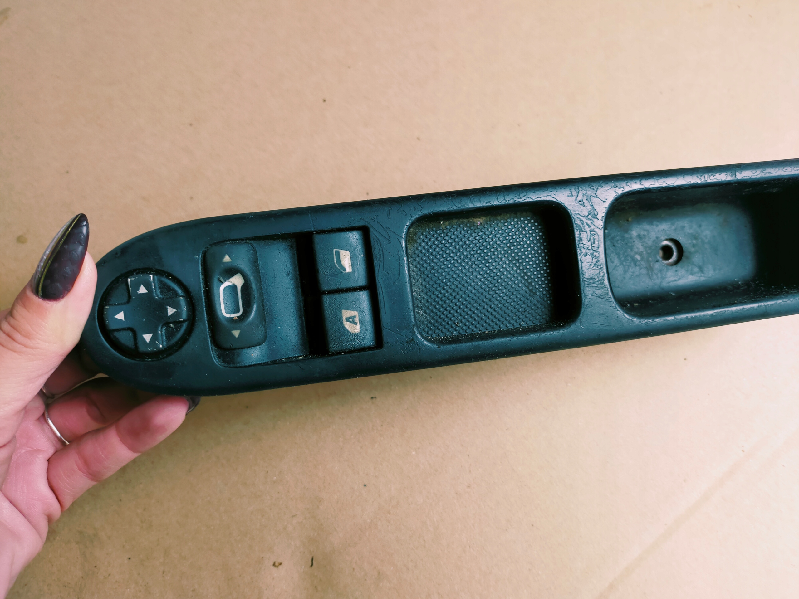 PANEL window control switch 9654659177 PEUGEOT 207 LIFT HB