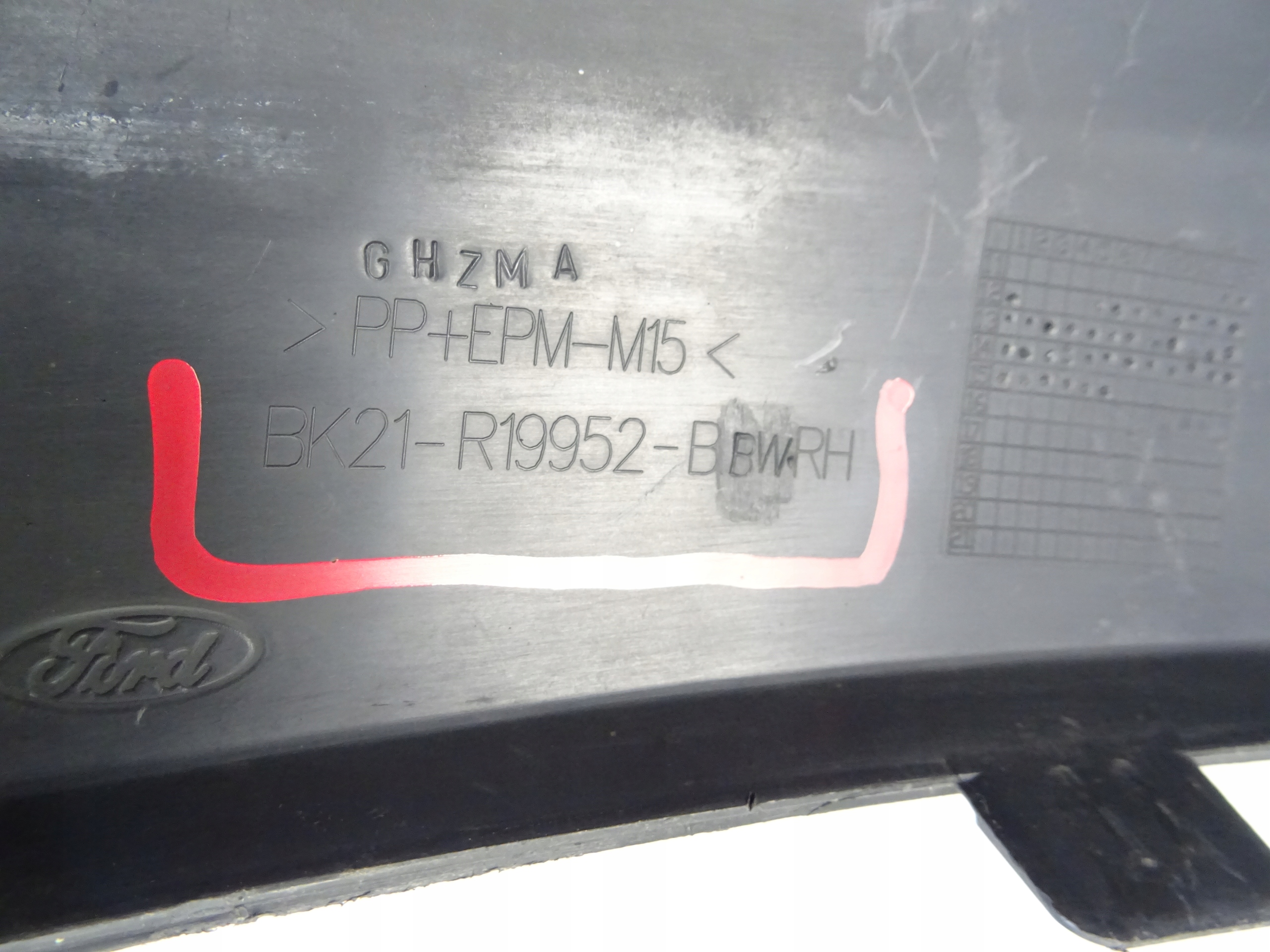 mřížka nárazníku přední předek levá FORD CUSTOM 12-17 BK21-R19952-B