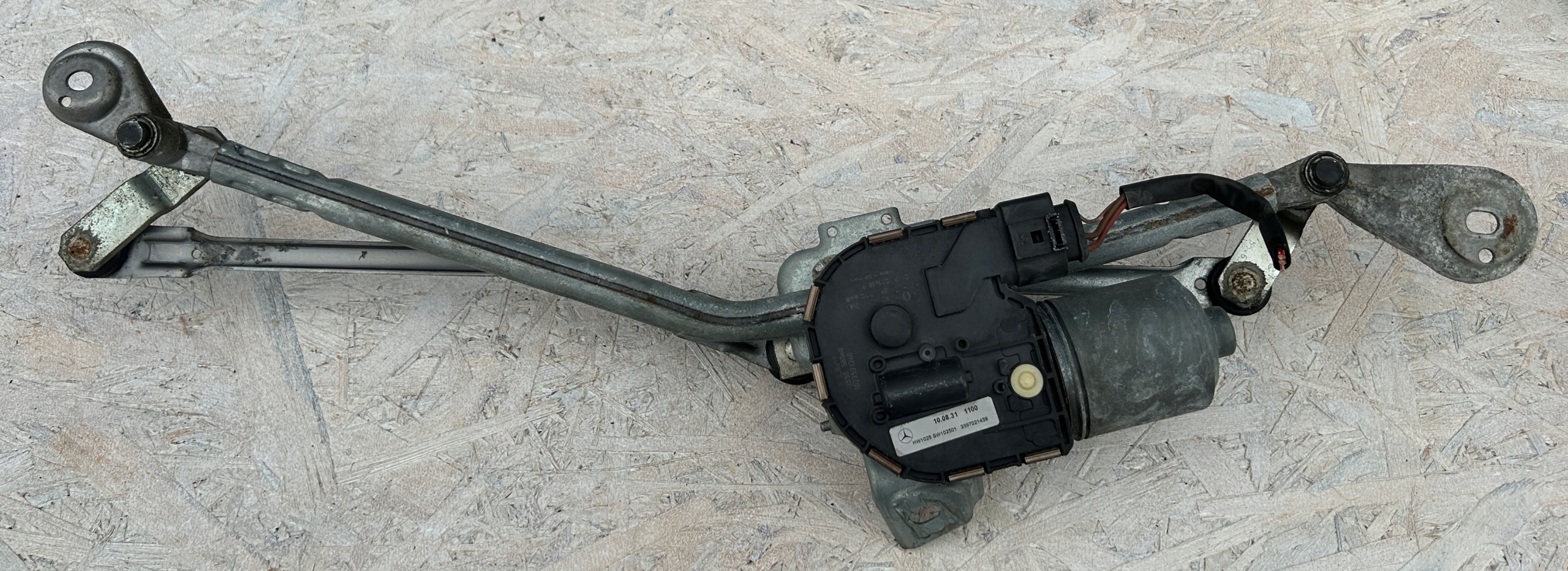 wiper mechanism front MERCEDES GLK X204 08- A2048201340