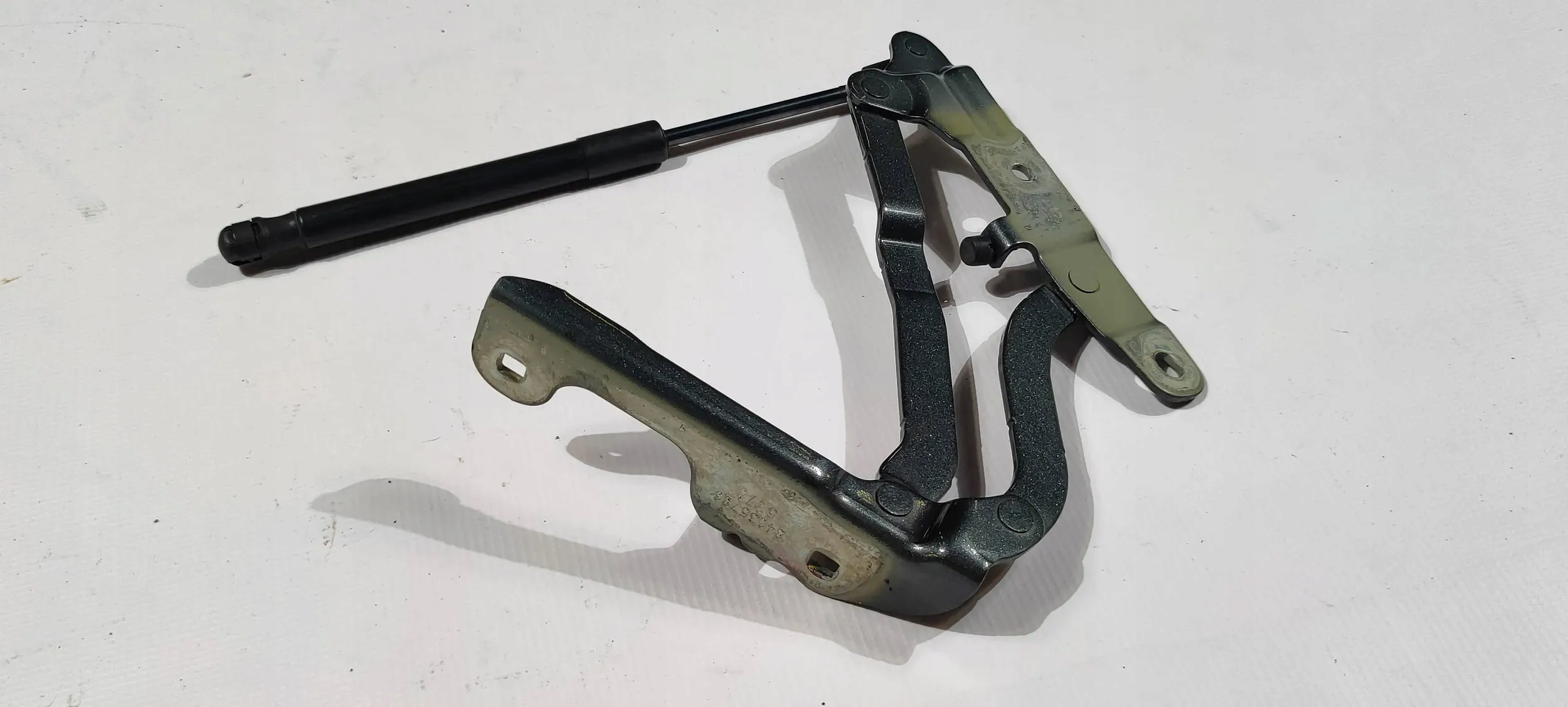 hinge damper bonnet boot left Chevrolet Camaro 2016