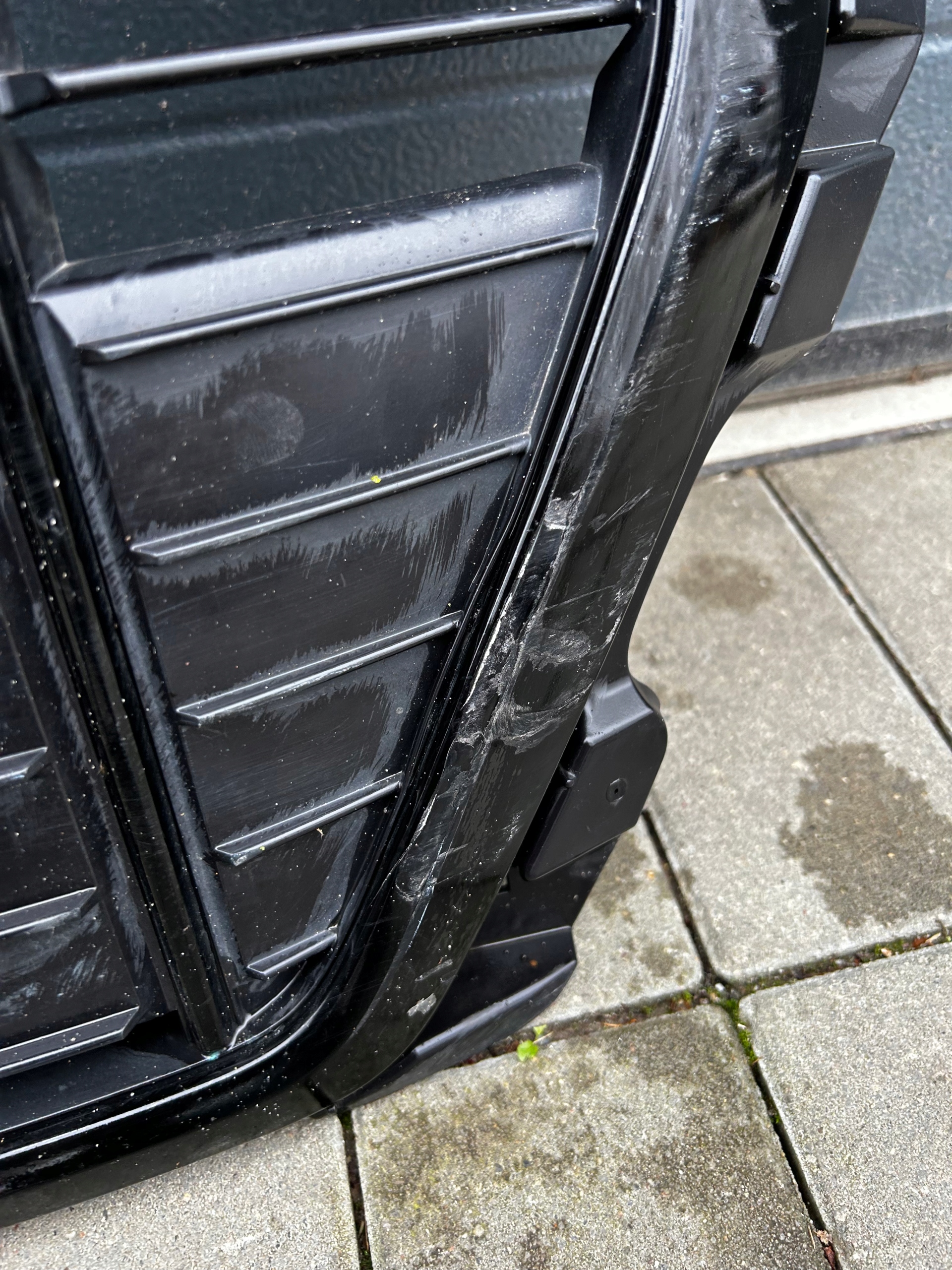 AUDI Q3 2 II 83A GRILLE AVANT