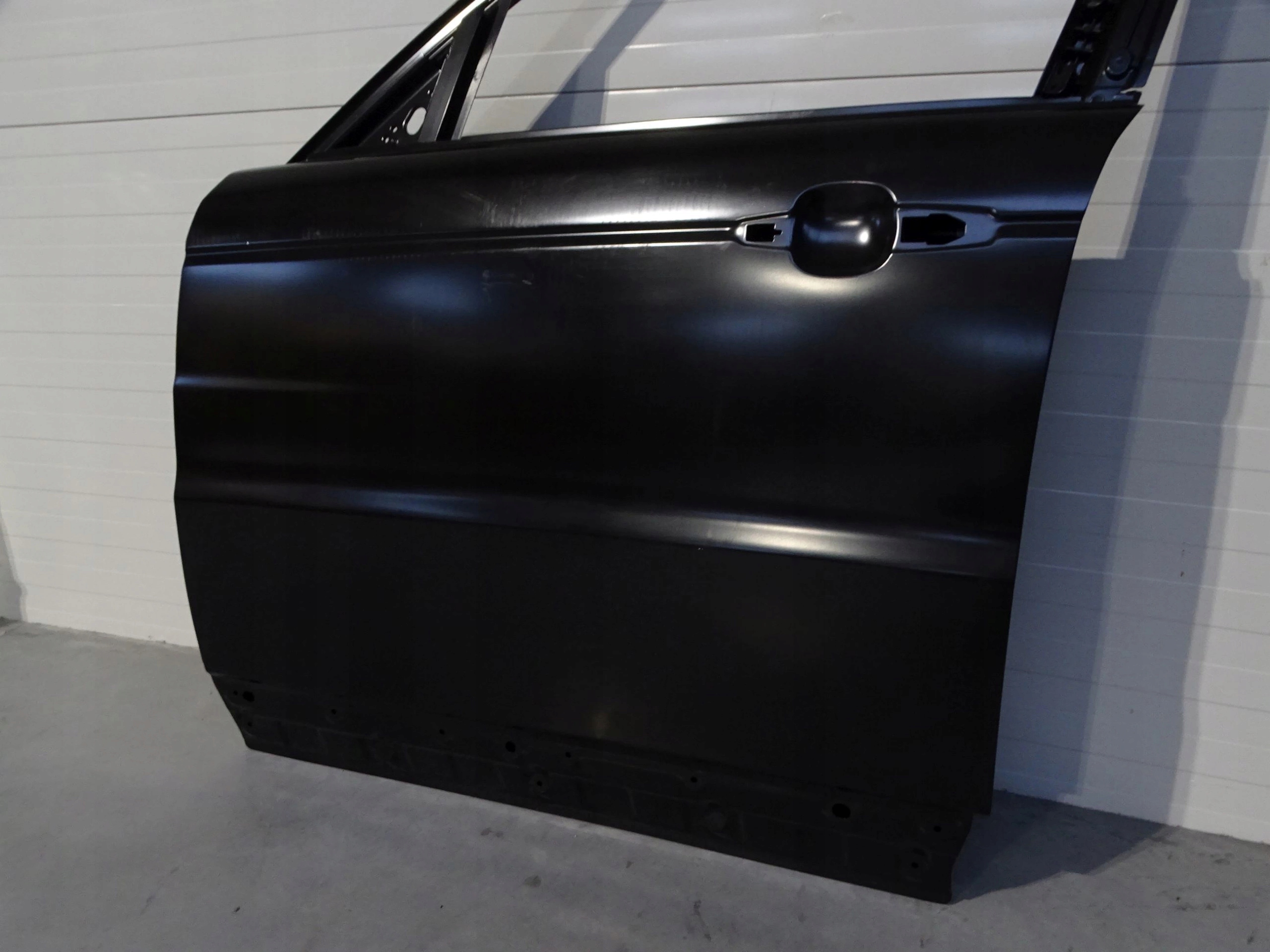 NOWE ORYGINALNE drzwi lewe RANGE ROVER SPORT 2014- Waga produktu z opakowaniem jednostkowym 1 kg