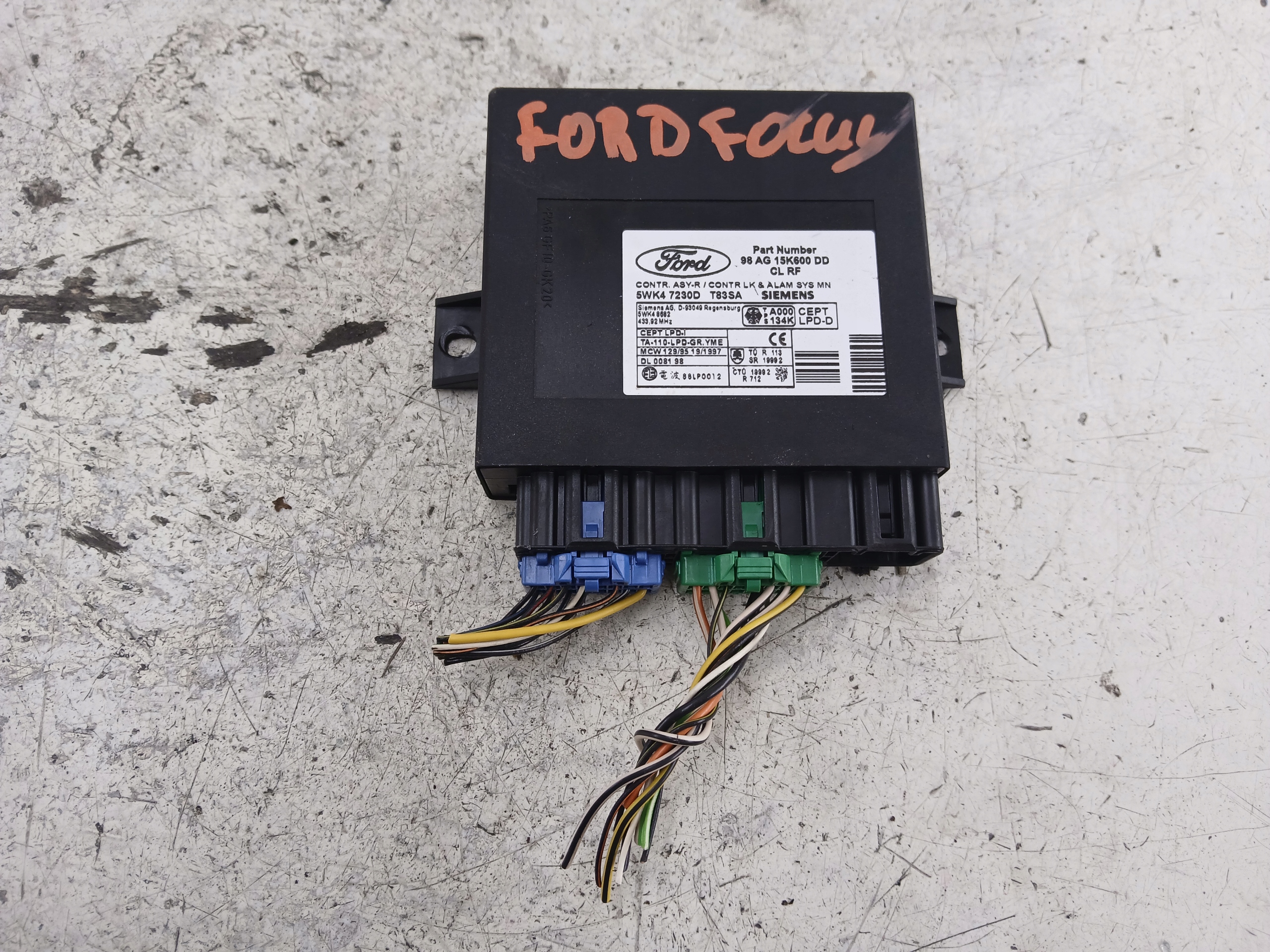 FORD FOCUS MK1 Unité commande confort 98AG15K600DD