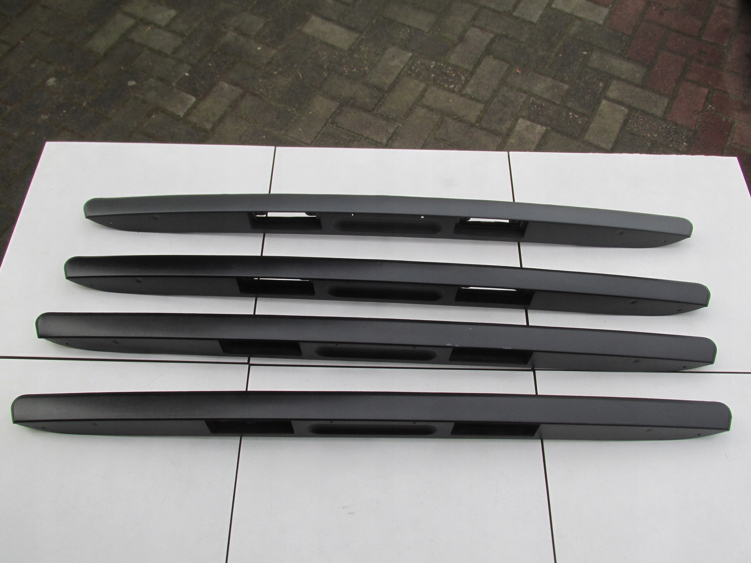 LISTWA BLENDA KLAPY TYŁ FIESTA MK6 2003 - 2008 R