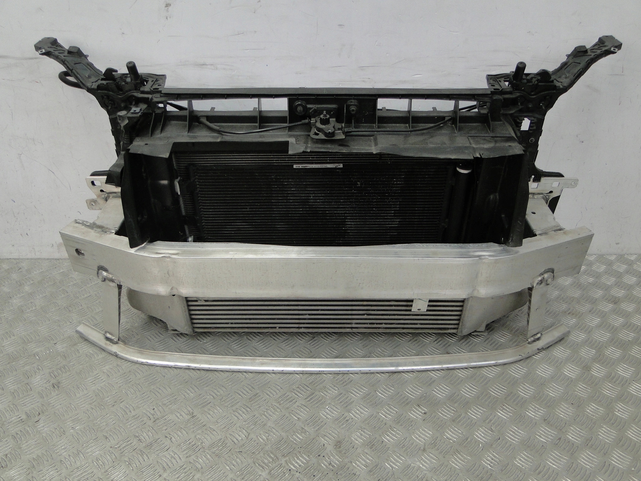 PAS PRZEDNI CHŁODNICE AUDI Q3 RS RSQ3 83A F3 2019 2.5 TFSI Producent części Audi