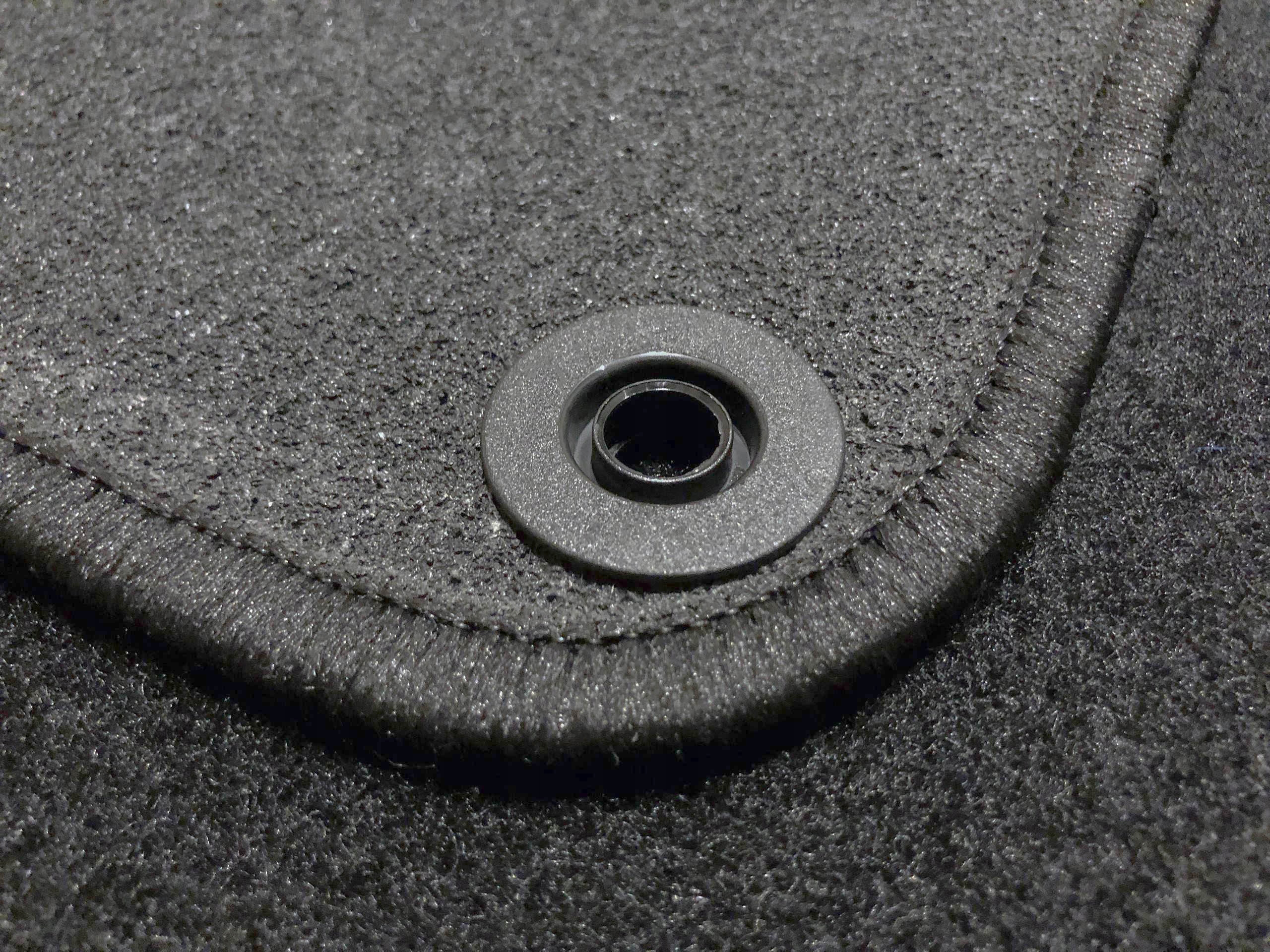 Ford Focus II FL 2007-2011 Dywaniki do auta Kolor grafitowy