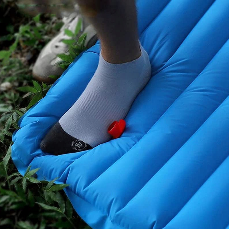 MATERAC TURYSTYCZNY SAMOPOMPUJĄCY MATA CAMPINGOWA WBUDOWANA POMPKA LEKKI Marka inna marka