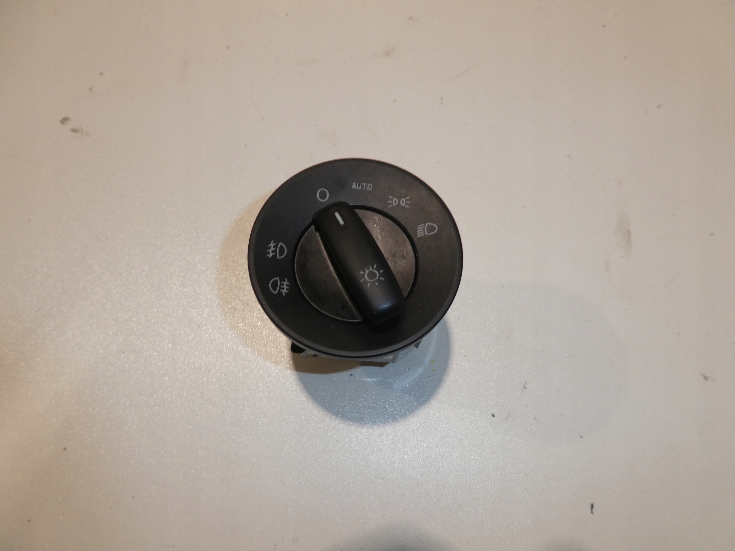 INTERRUTTORE LUCI 1Z0941431J SKODA OCTAVIA II
