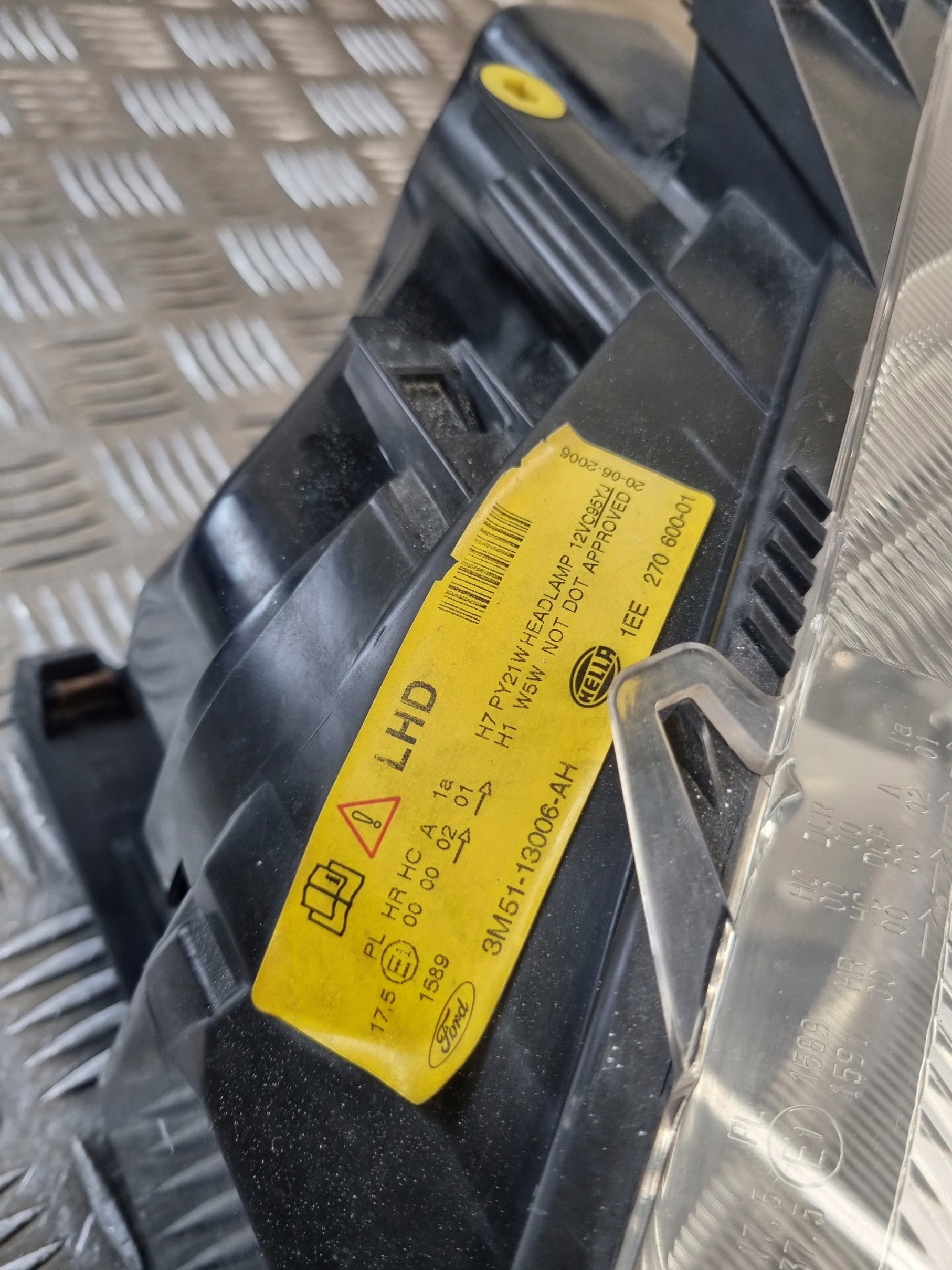 far lijeva prednji dio FORD FOCUS C MAX