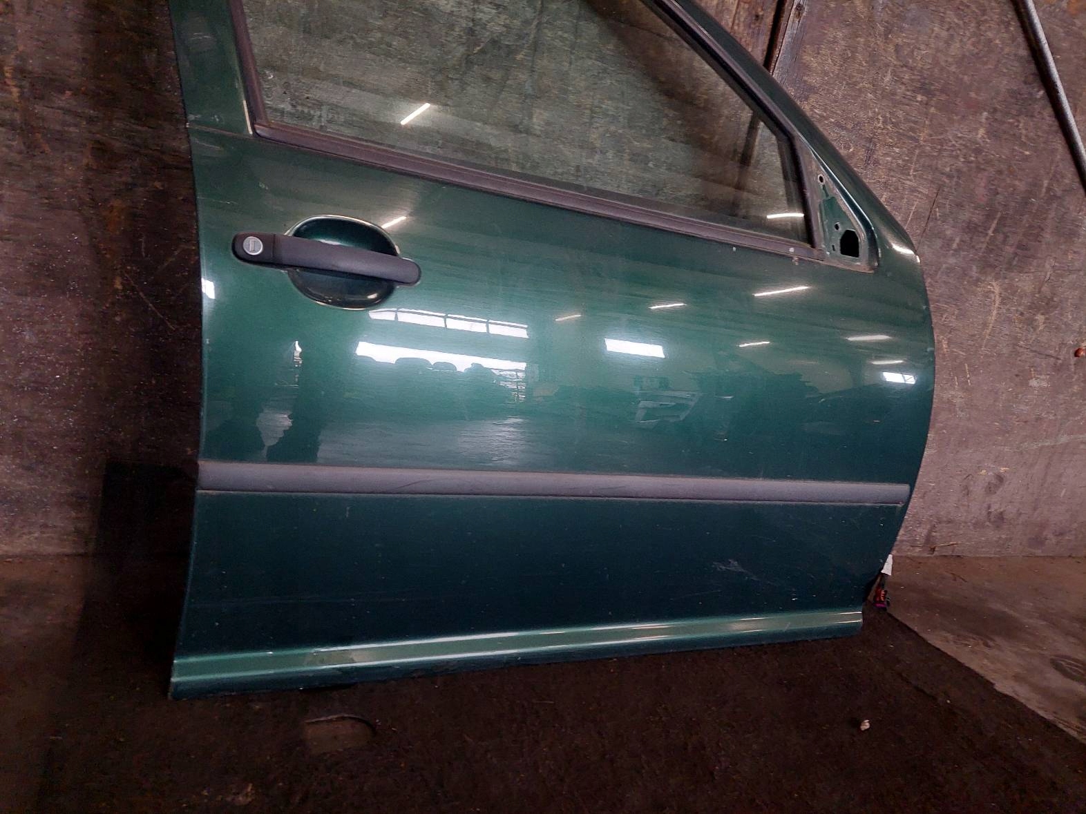 door complete right front VOLKSWAGEN BORA and LC6M sedan