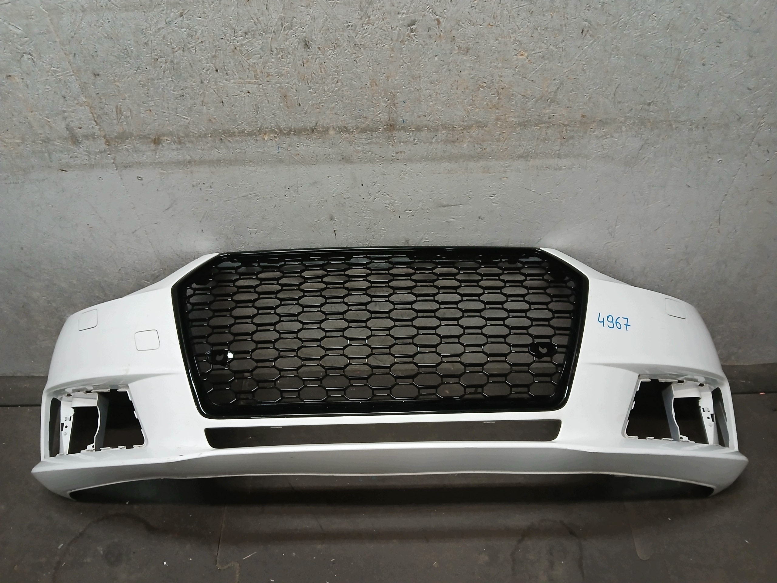 nárazník předek AUDI A4 B9 8W 16-19