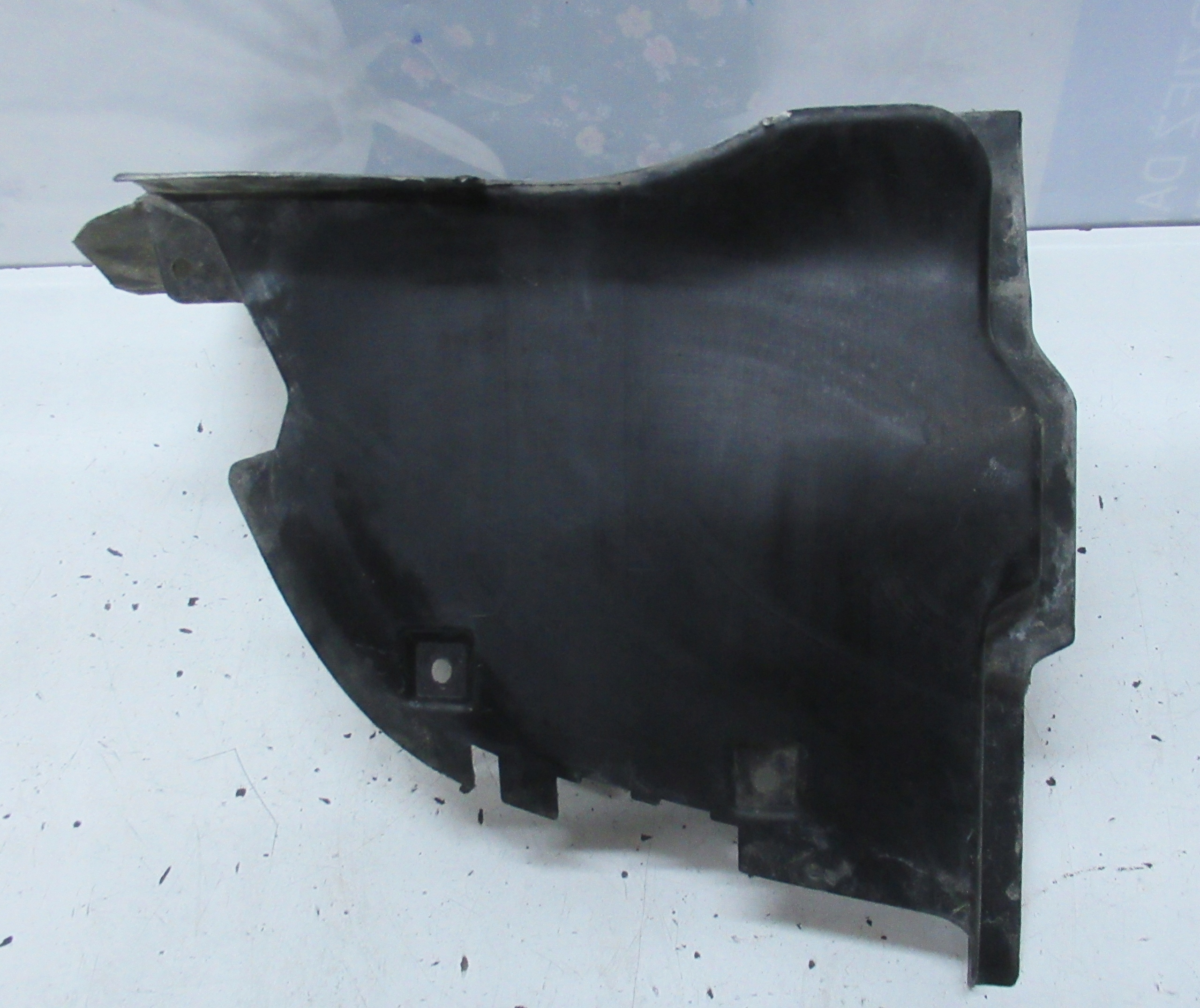 MERCEDES W203 COUPE mudguard left front A2038801124