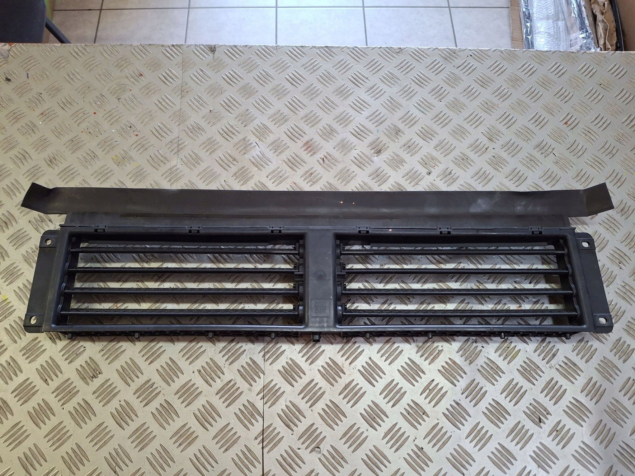 blinds blinds air line air duct air line OPEL INSIGNIA B 2017R->