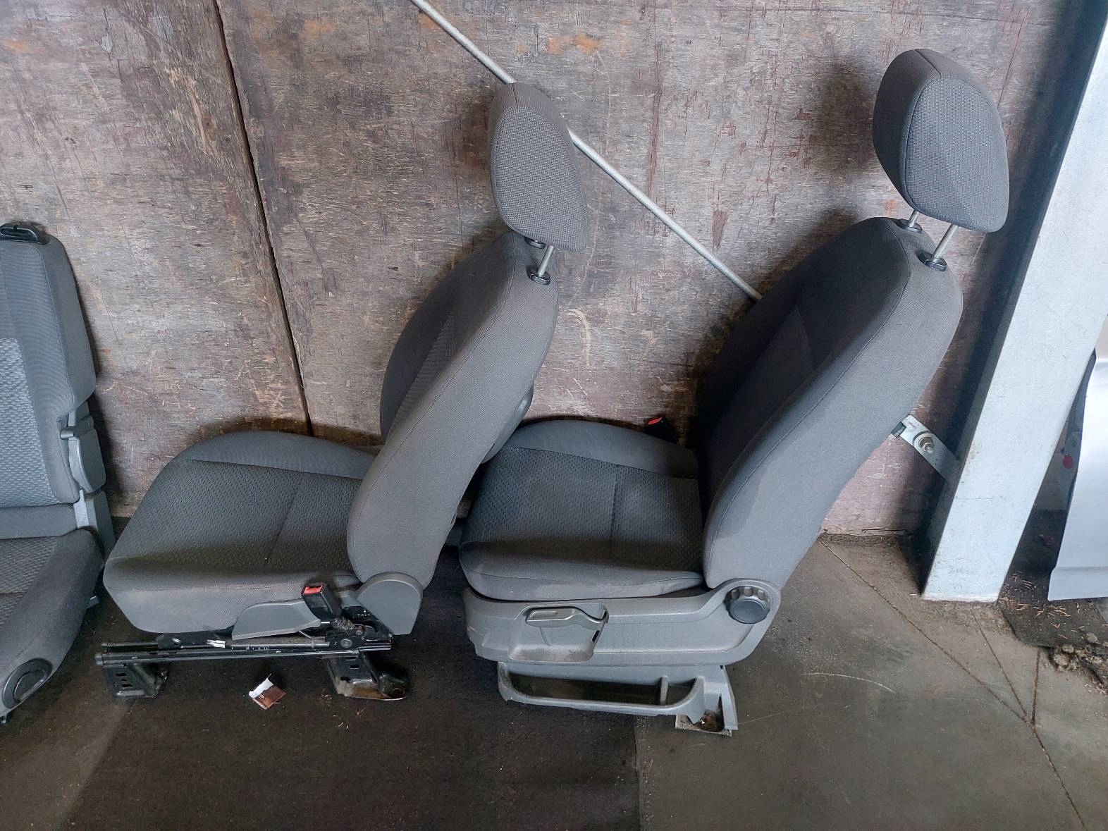 seats KOMPLET left right seat rear part FORD C-MAX and