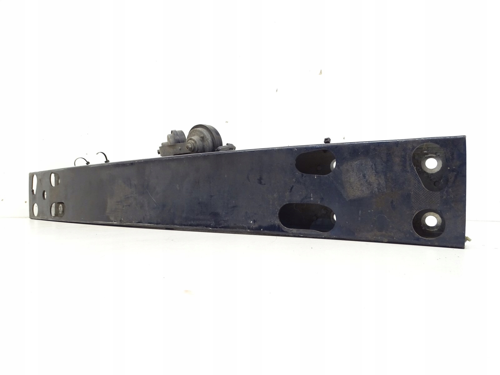 sider pillar of a bumper front front JAGUAR XJ X351
