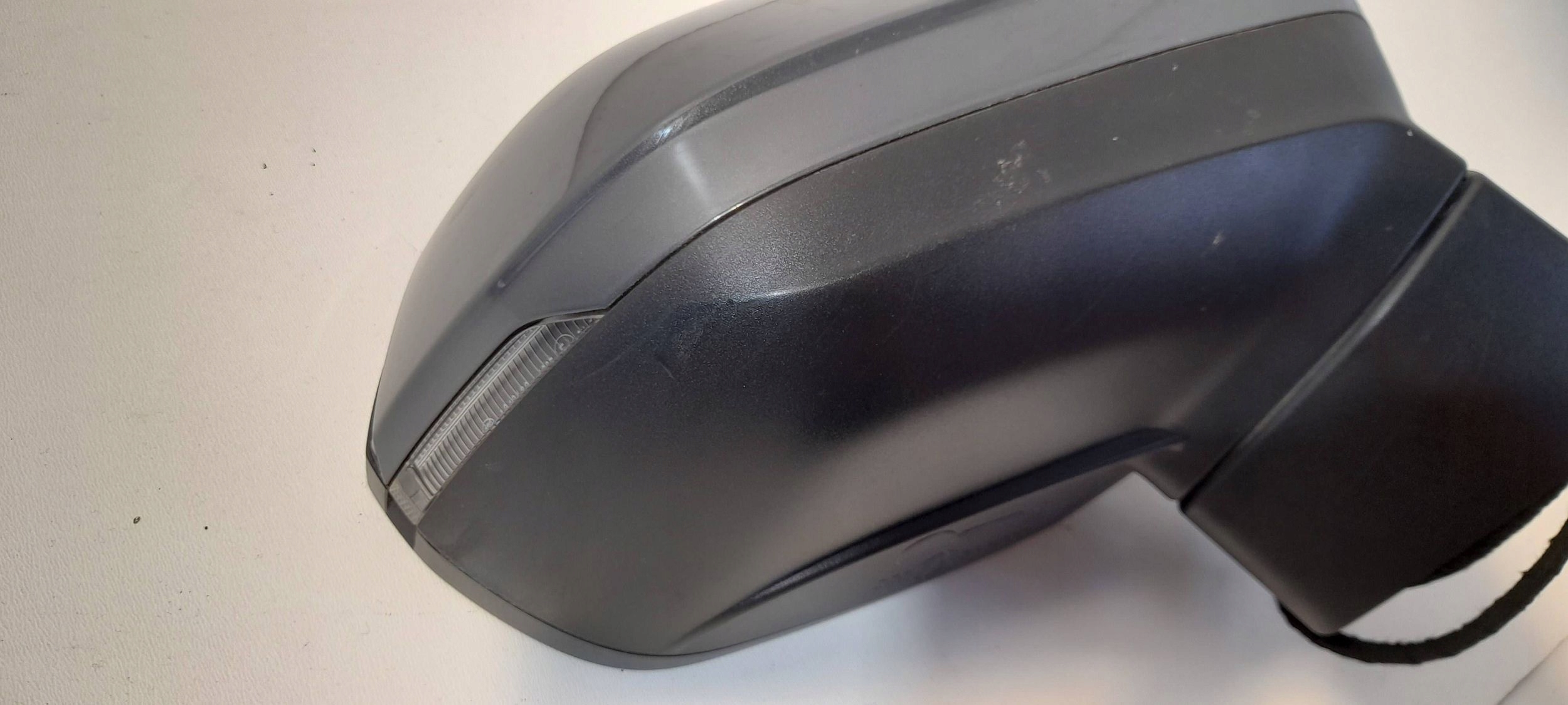 Audi Q2 81A 6-PIN mirror right 041444 (S151)