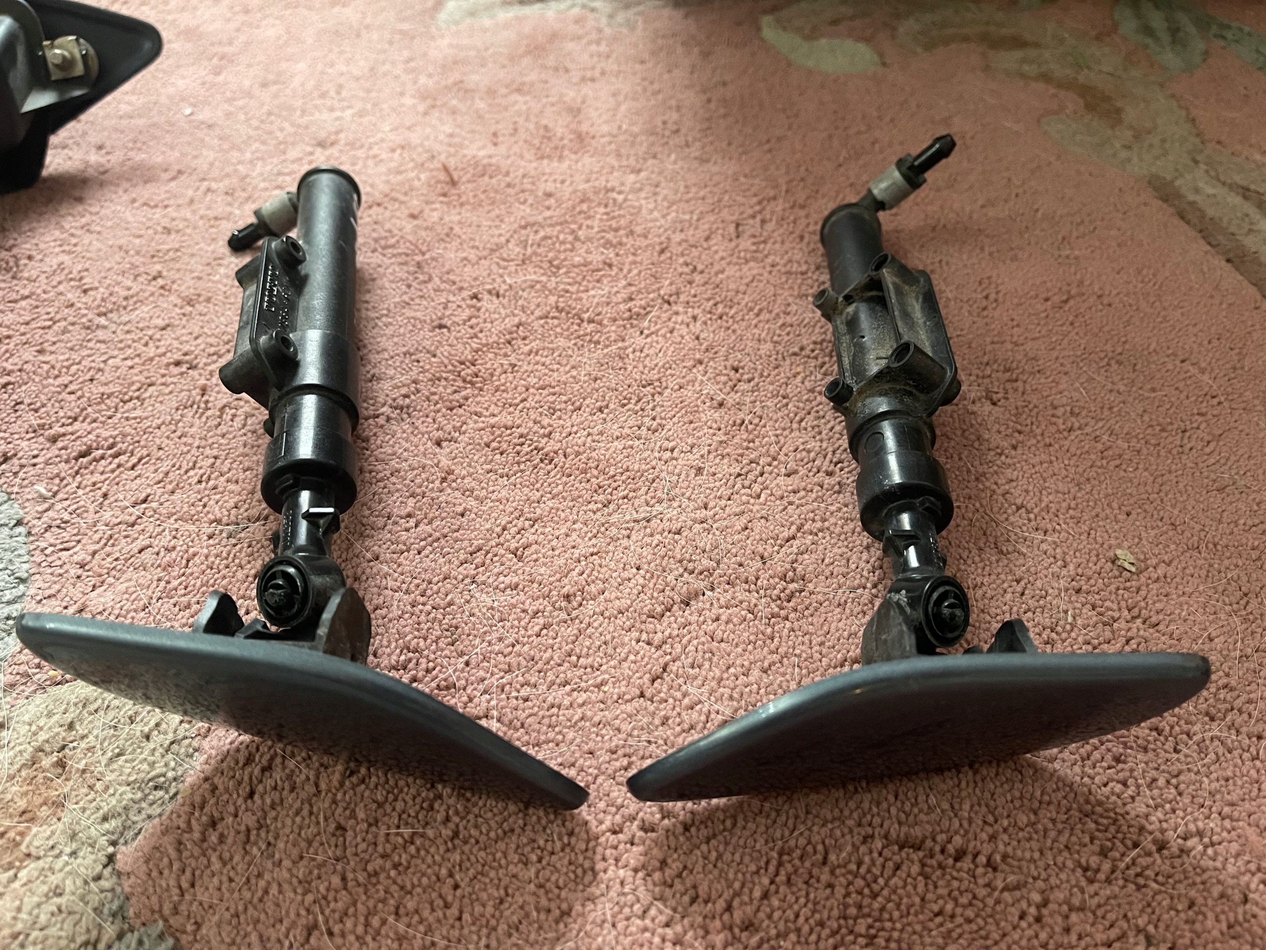 Volvo V70 07-12 омивач фари оригінал