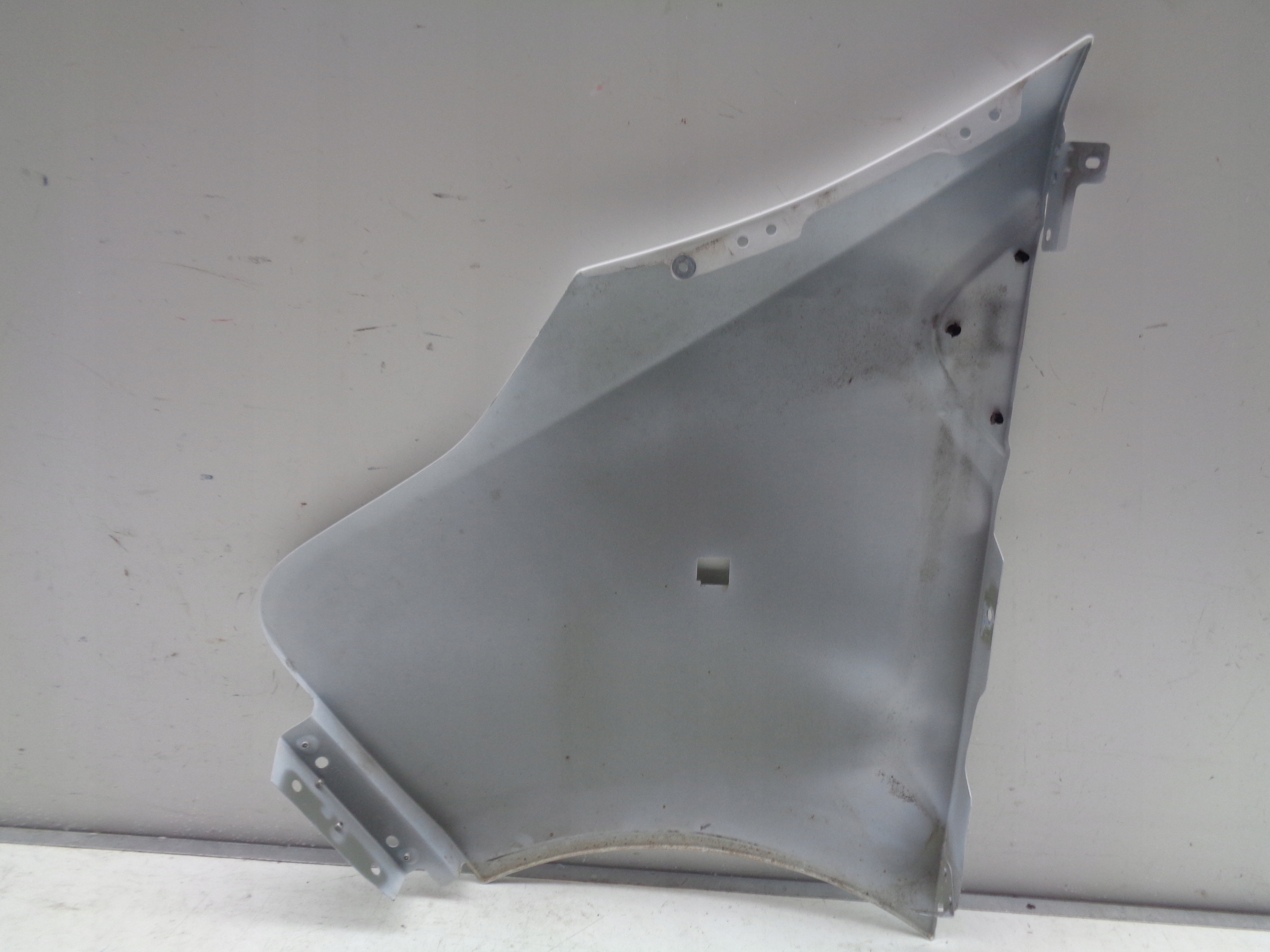 blatobran desni OPEL VIVARO B RENAULT TRAFIC TALENTO