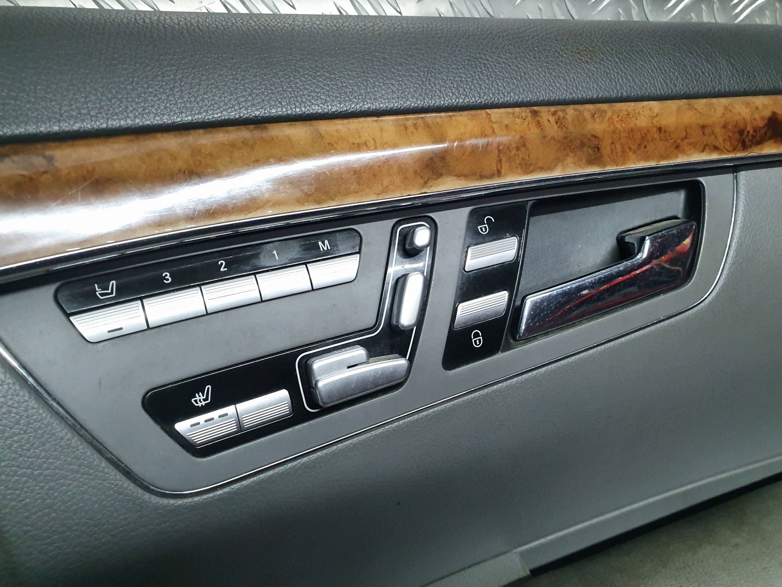 door right front MERCEDES s-class W221 WERSJA ANGIELSKA