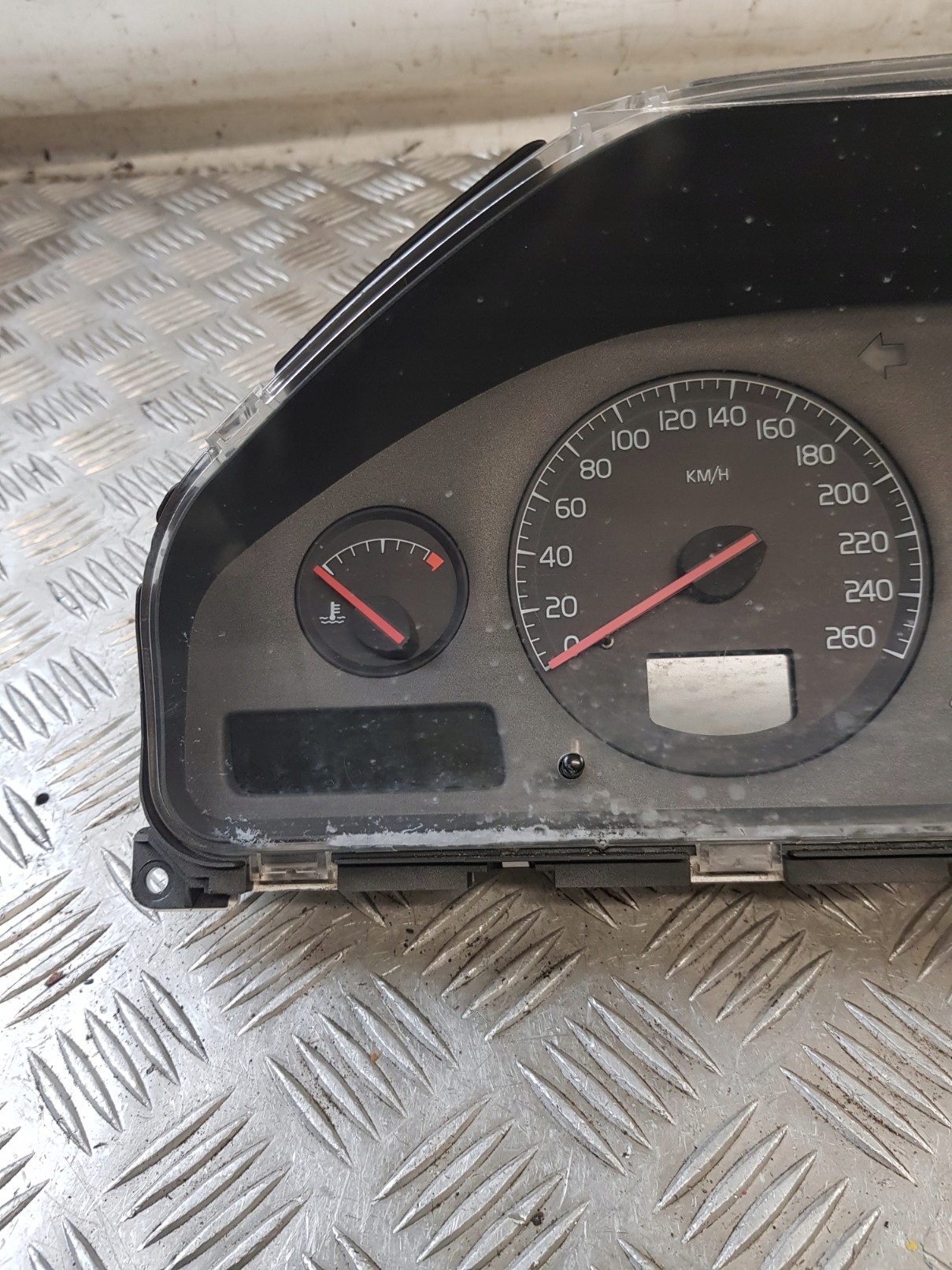 kilometar sat 9499668 VOLVO S60 i 2.4B 01R
