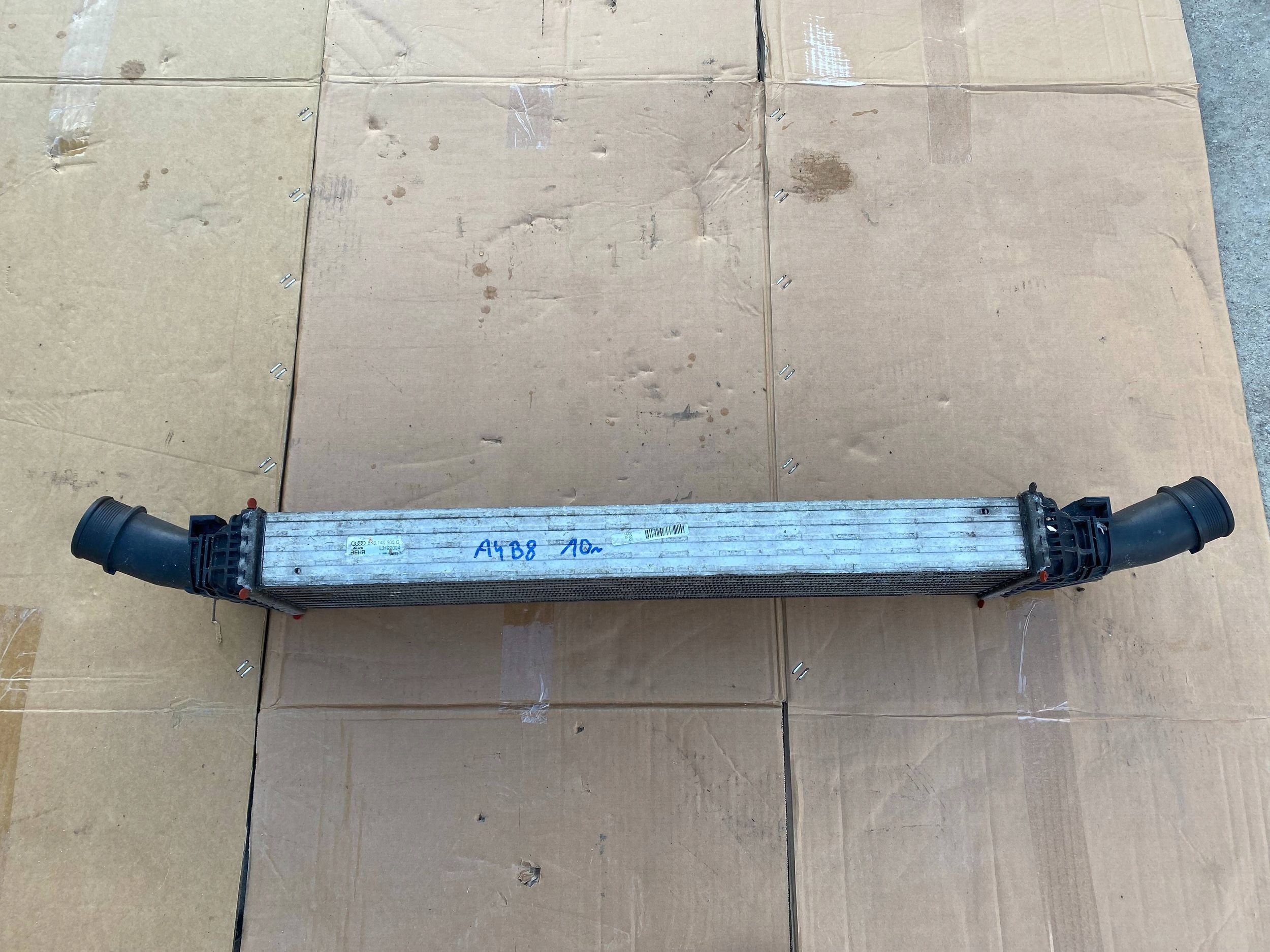 AUDI A4 B8 A5 Q5 2.0 TDI radiator intercooler 8K0145805G