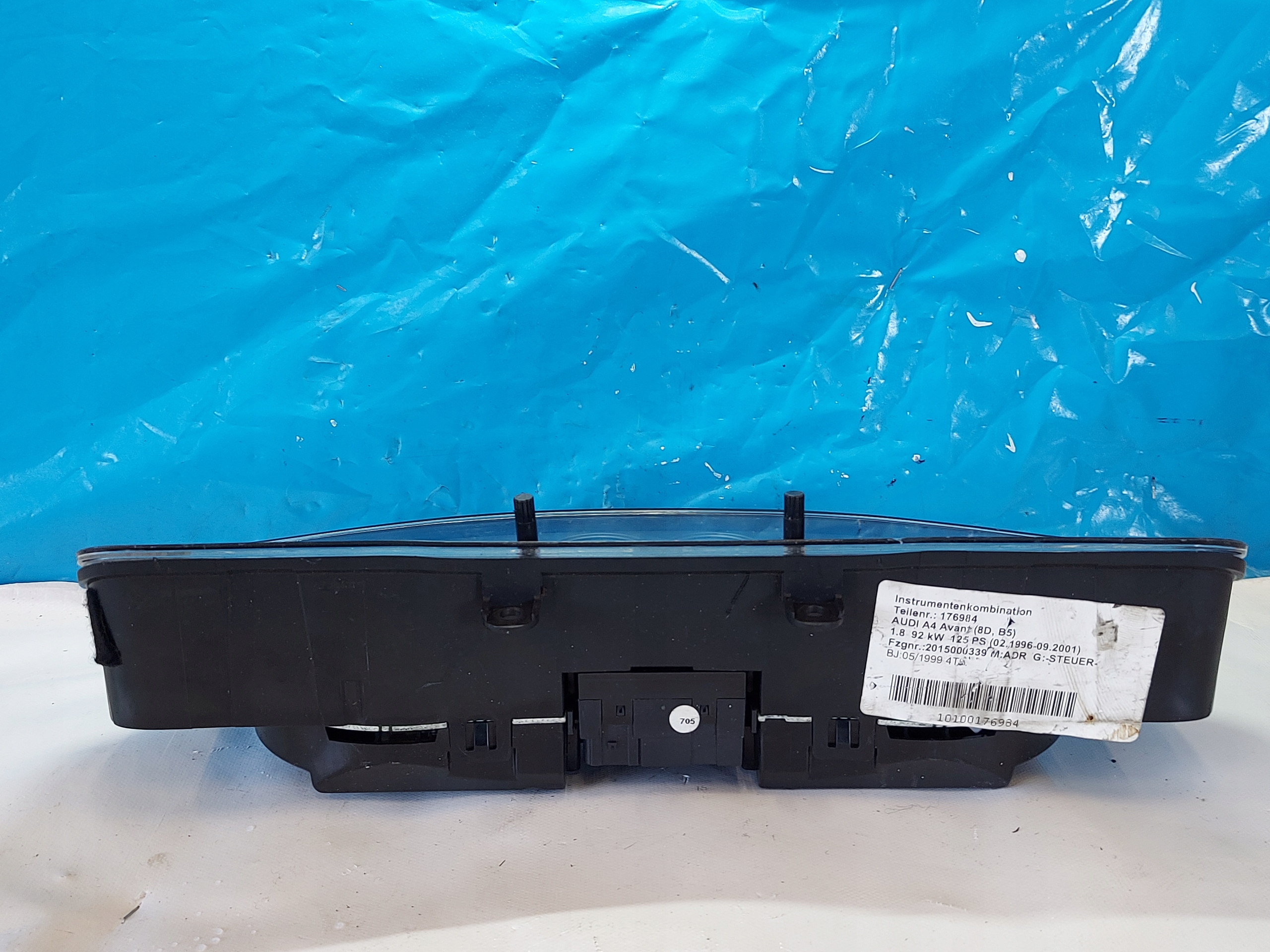 dials clock A4 B5 1.8 20V 8D0919861H