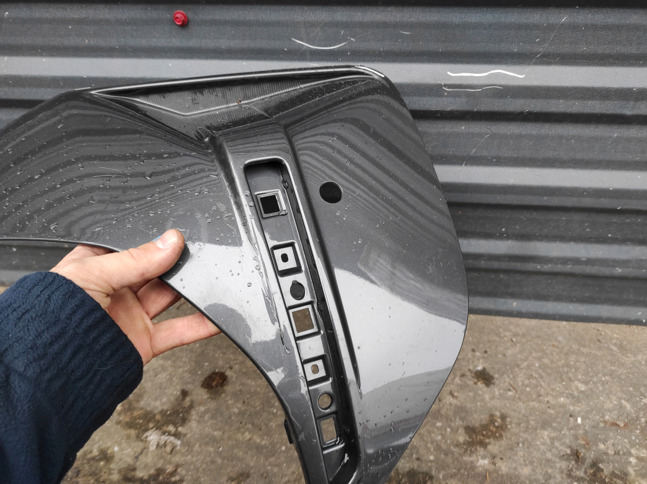 grid of a bumper left rear part BMW 4 G26 m-packet DARK SHADOW PDC 8078587