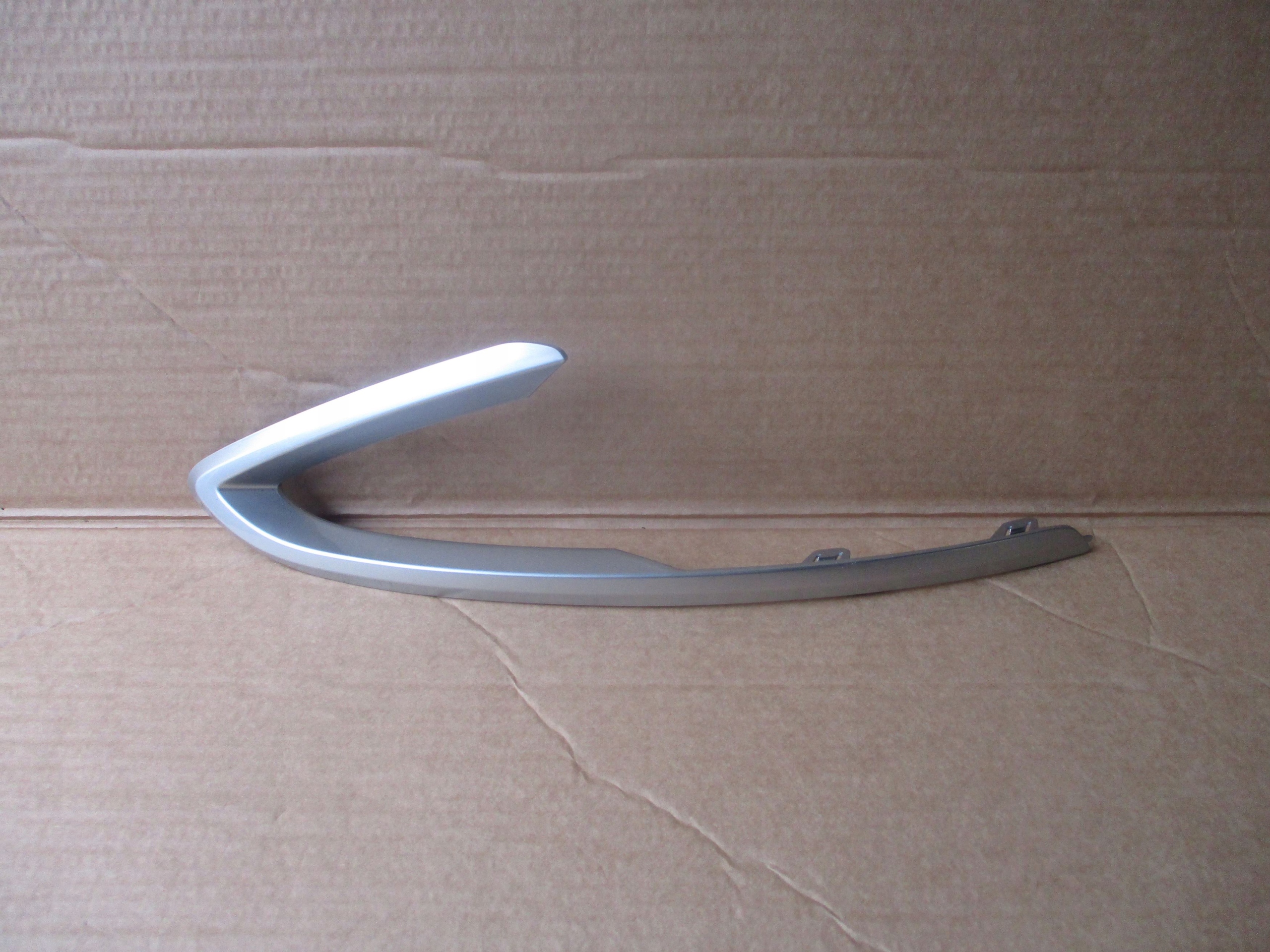 LISTWA ZDERZAKA LEWA TYŁ KIA SPORTAGE V NOWA ORG 86694-R2000