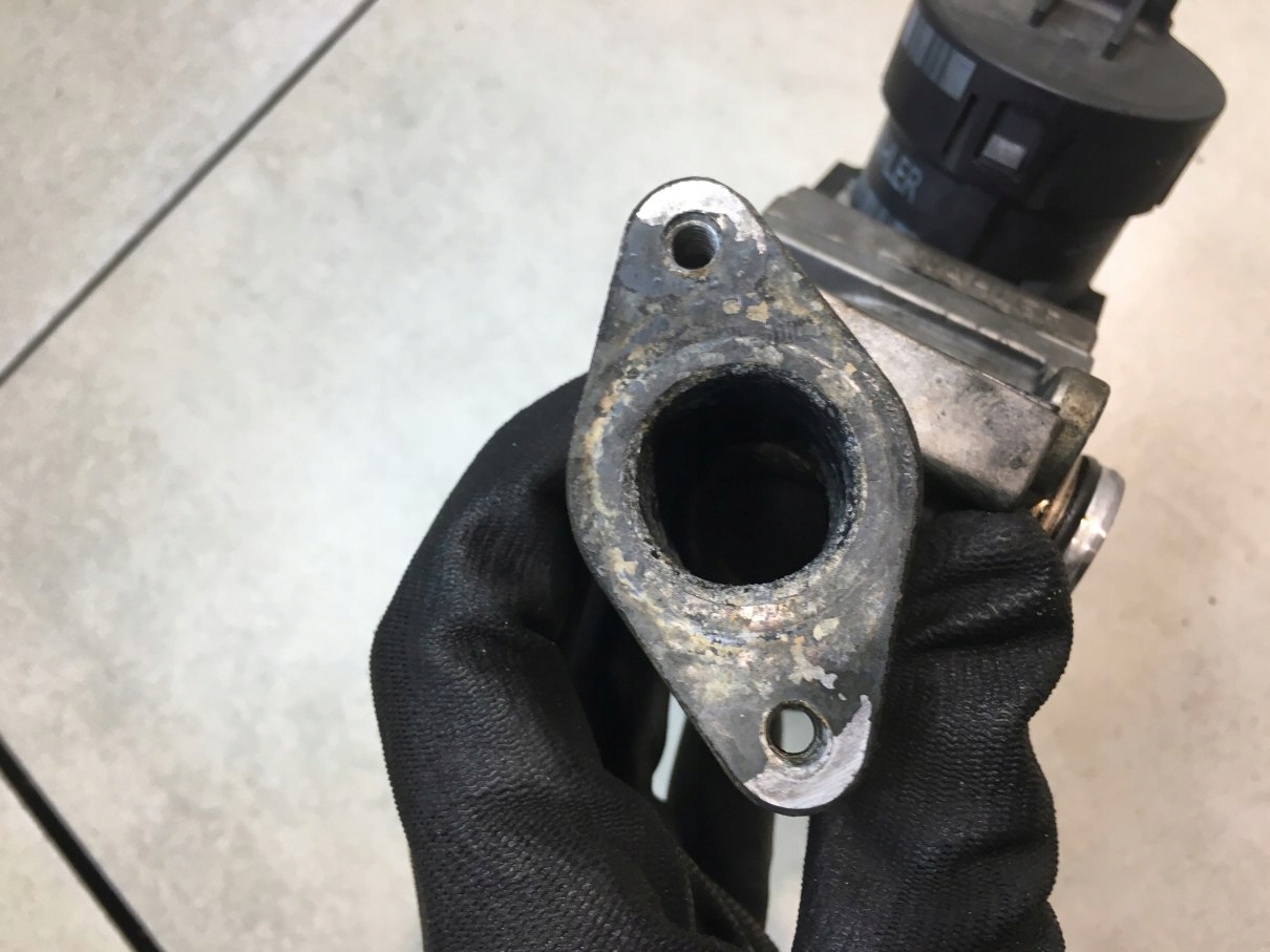 Valvola EGR BMW 3 E91 FL 318 e 7563241